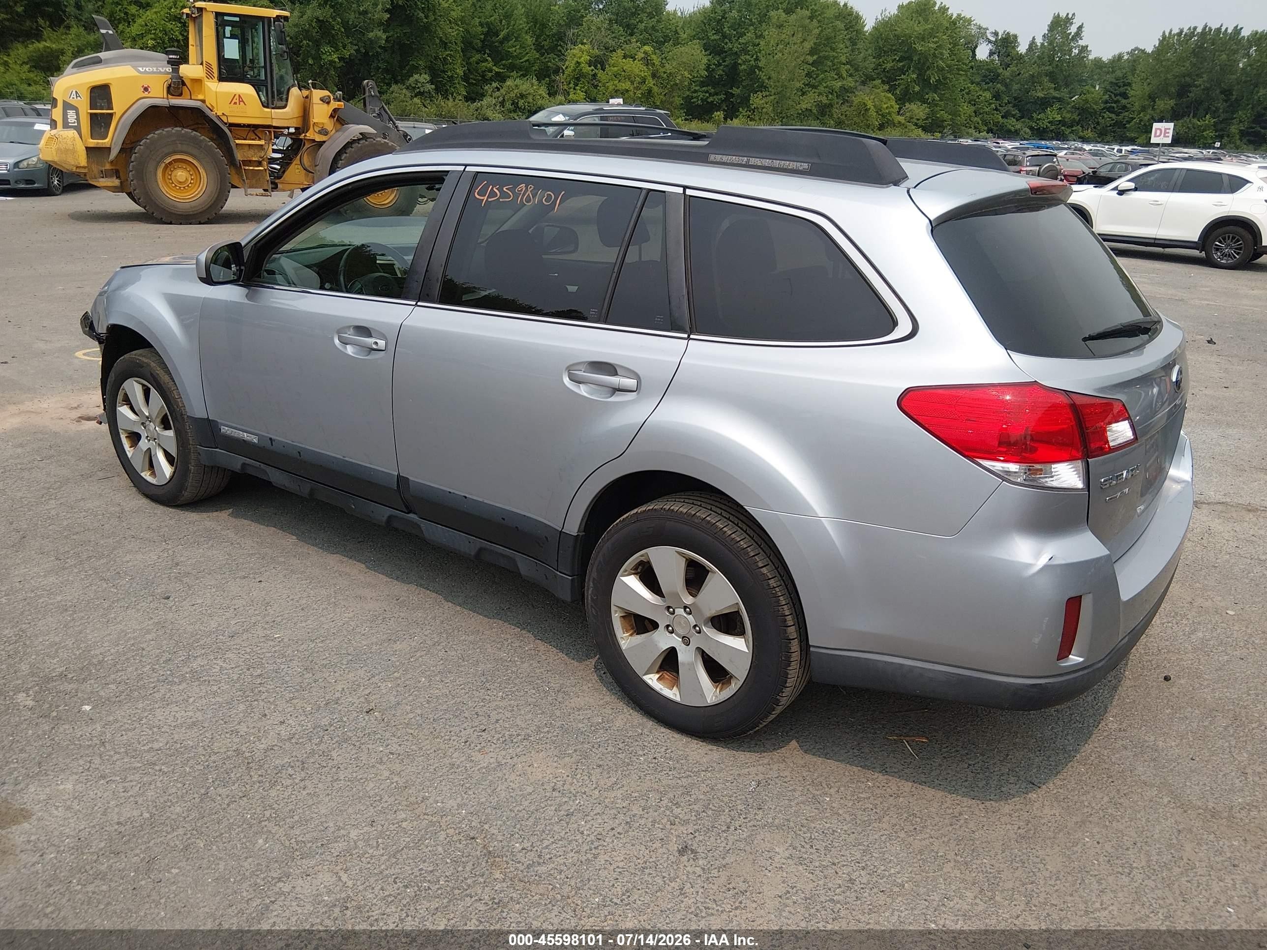 2012 Subaru Outback 2.5i Premium Silver vin: 4S4BRBCC5C3248680