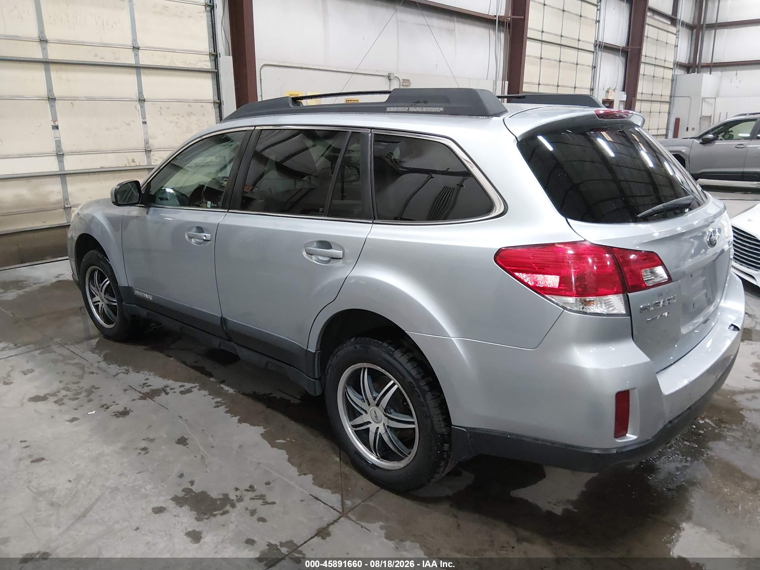 2012 Subaru Outback 2.5i Premium Silver vin: 4S4BRBCC5C3275331