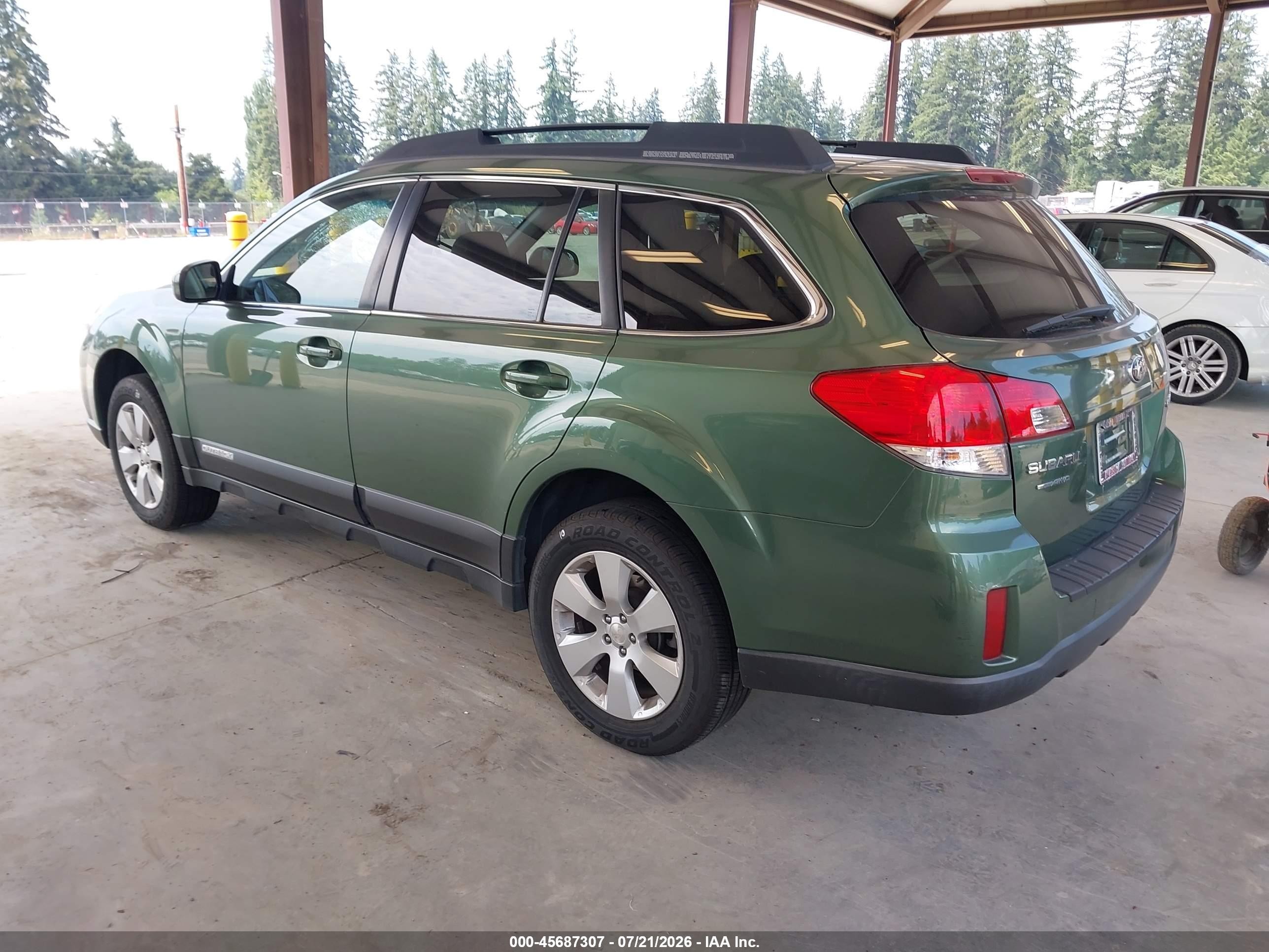 2012 Subaru Outback 2.5i Premium Green vin: 4S4BRBCC5C3294669