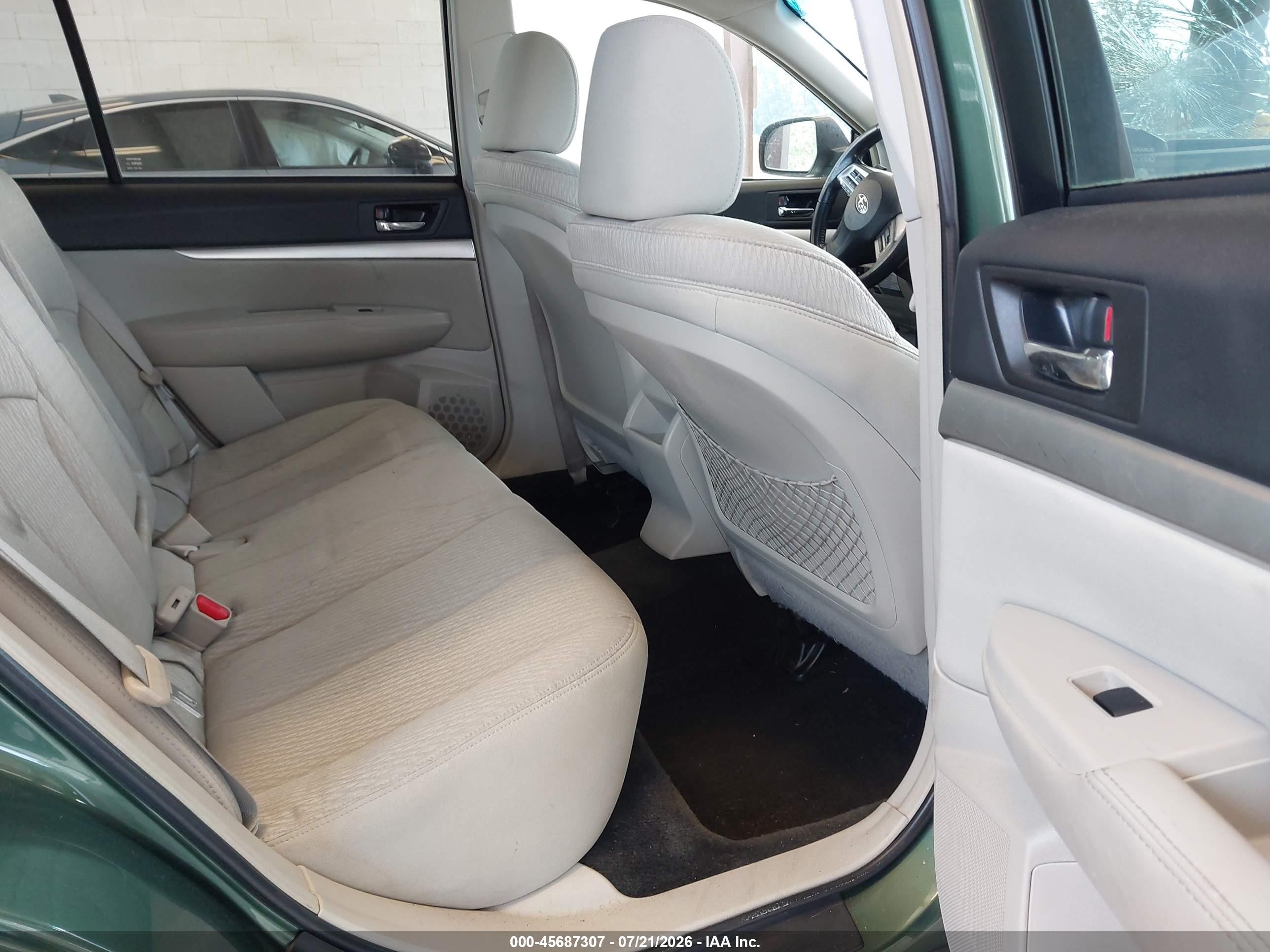 2012 Subaru Outback 2.5i Premium Green vin: 4S4BRBCC5C3294669