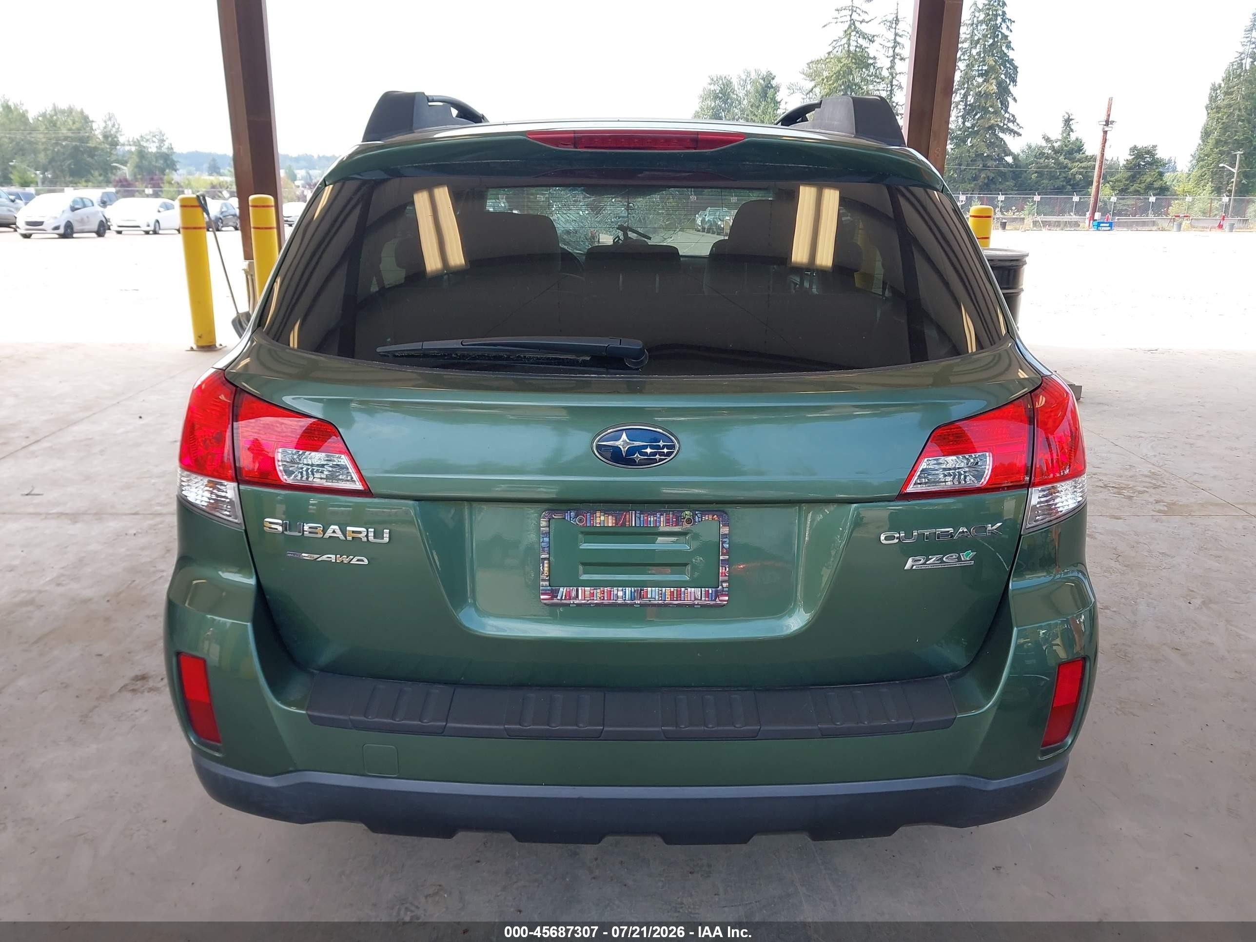 2012 Subaru Outback 2.5i Premium Green vin: 4S4BRBCC5C3294669