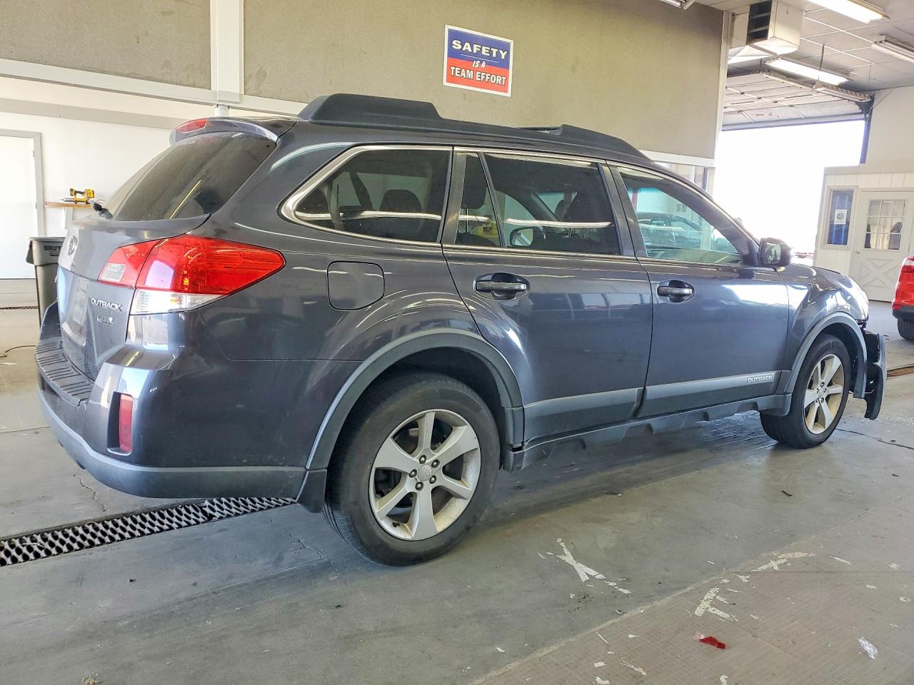 2013 Subaru Outback 2.5i Premium Gray vin: 4S4BRBCC5D3211761