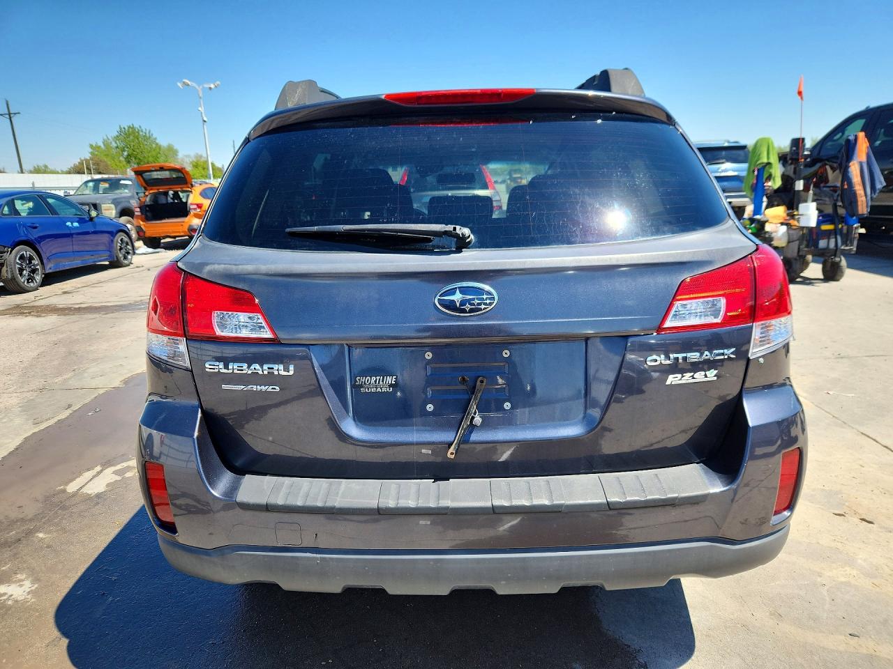 2013 Subaru Outback 2.5i Premium Charcoal vin: 4S4BRBCC5D3230732