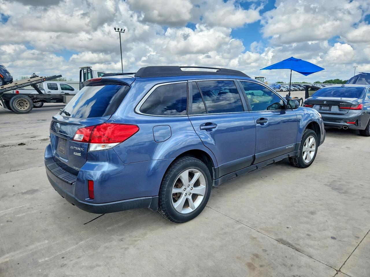 2013 Subaru Outback 2.5i Premium Синий vin: 4S4BRBCC5D3234487