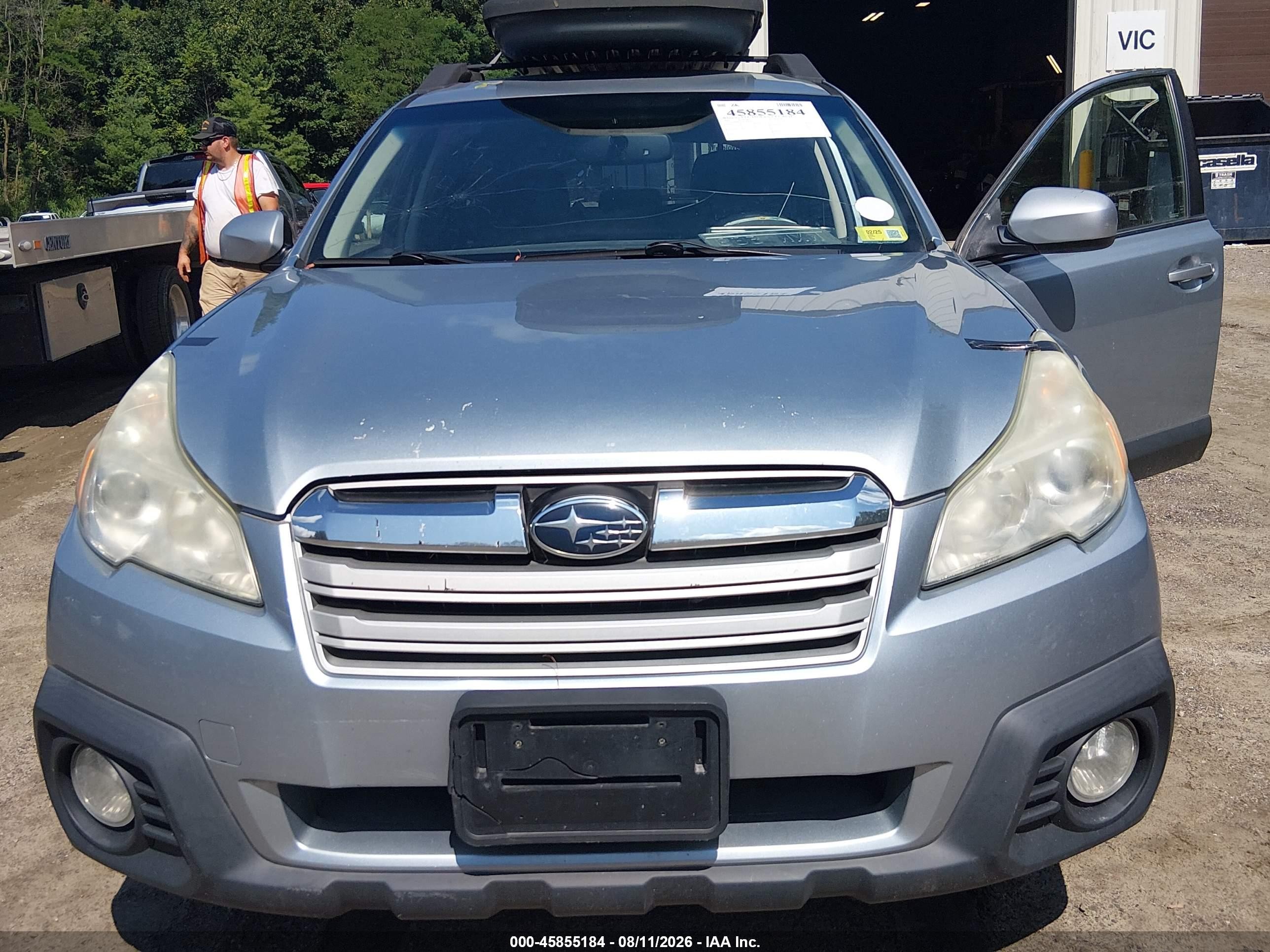 2013 Subaru Outback 2.5i Premium Silver vin: 4S4BRBCC5D3304263