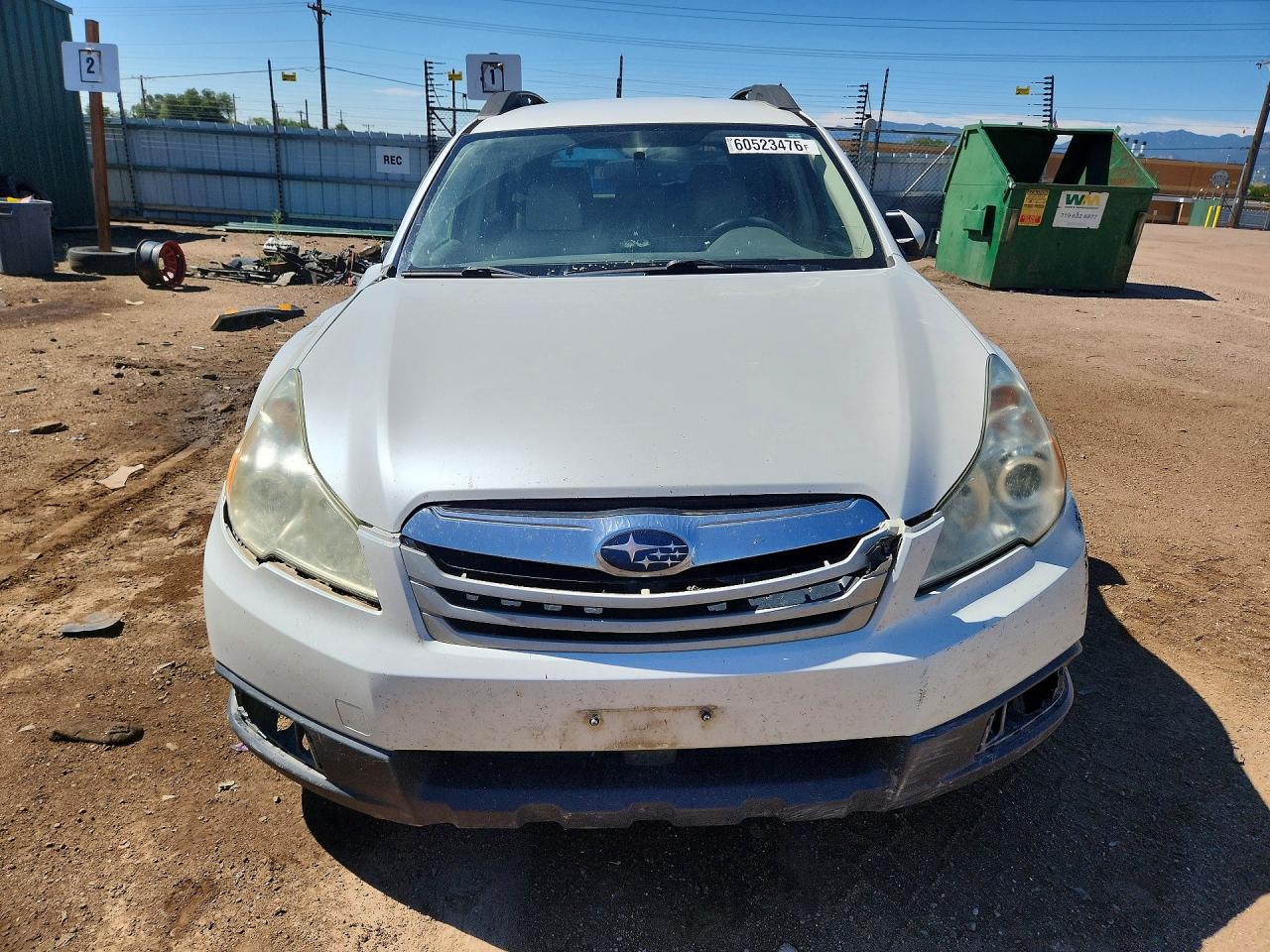 2011 Subaru Outback 2.5i Premium White vin: 4S4BRBCC6B1435940