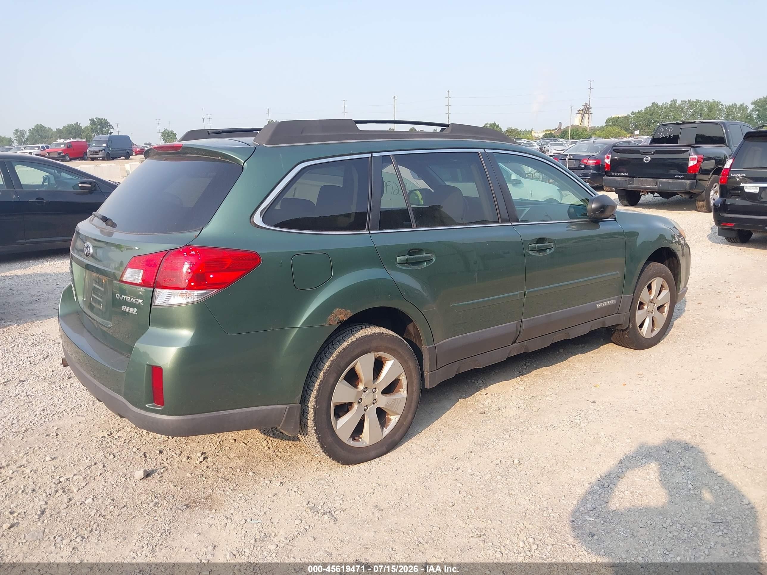 2011 Subaru Outback 2.5i Premium Green vin: 4S4BRBCC6B3391975