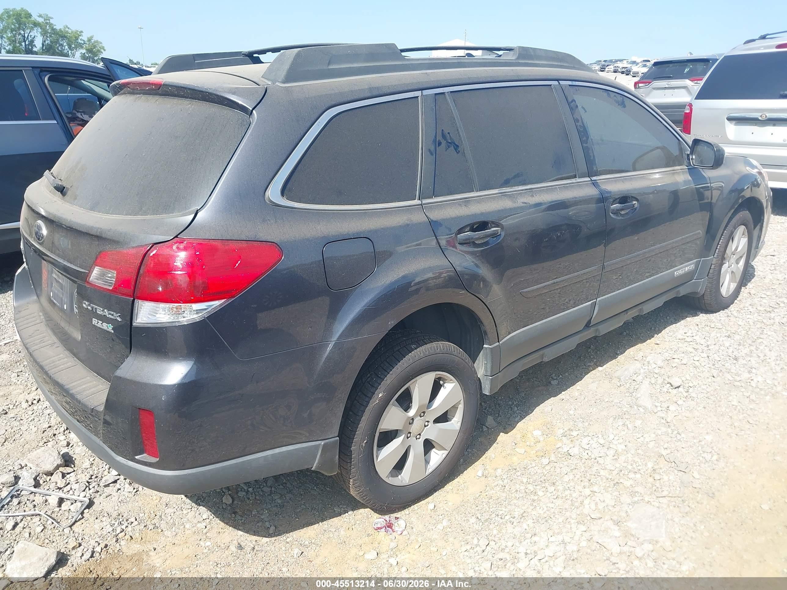 2011 Subaru Outback 2.5i Premium Gray vin: 4S4BRBCC6B3424960