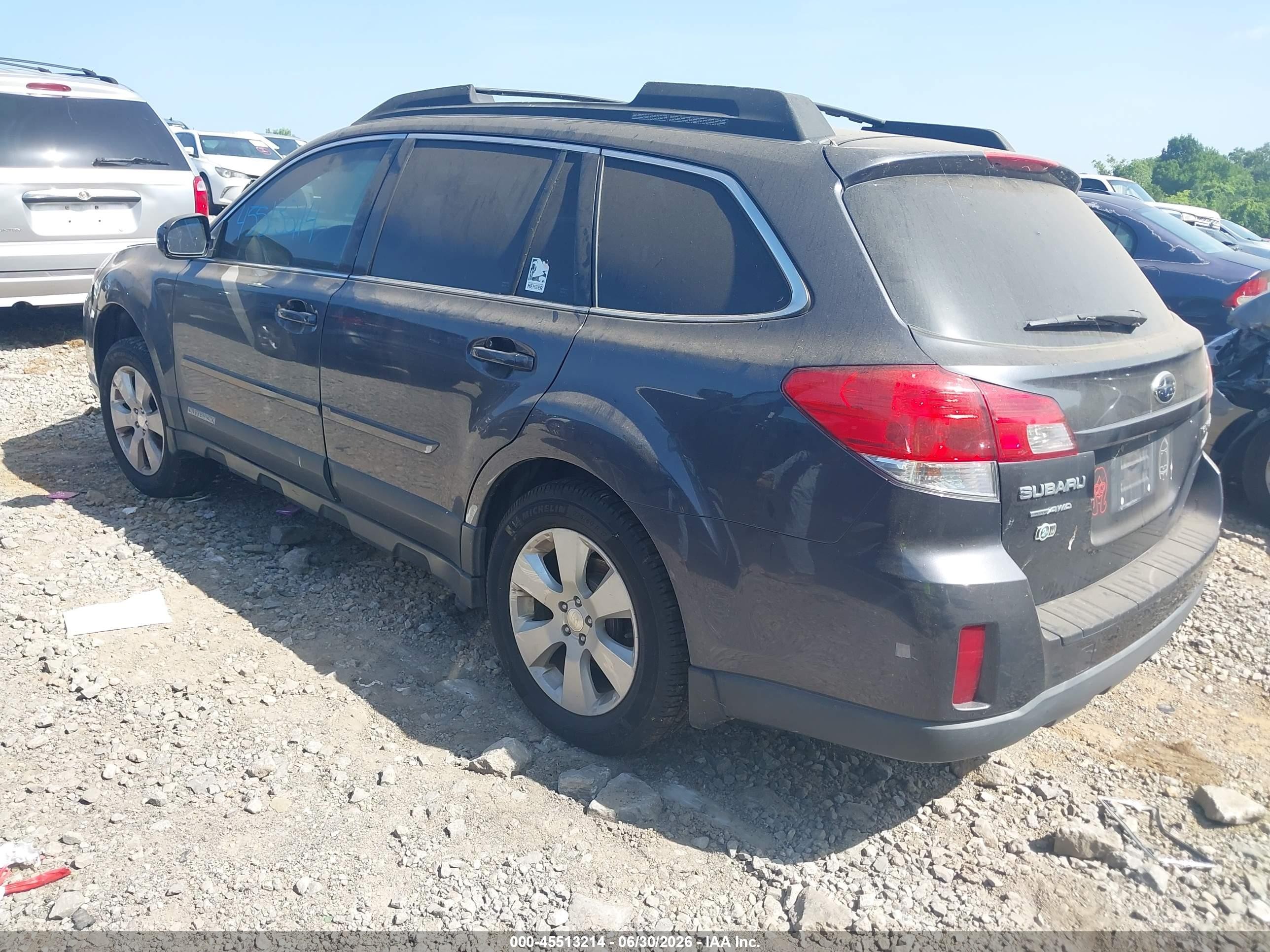 2011 Subaru Outback 2.5i Premium Gray vin: 4S4BRBCC6B3424960