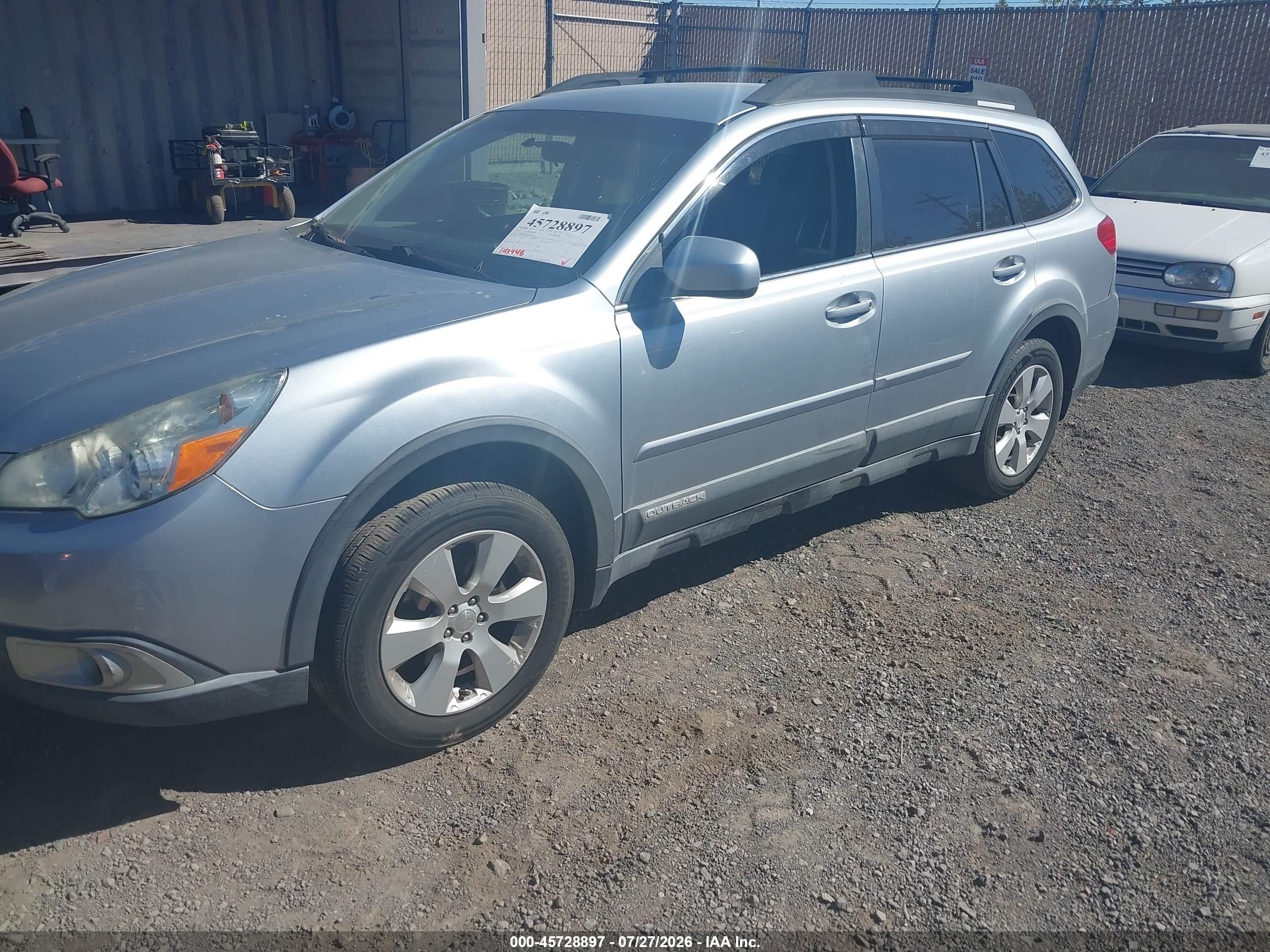 2012 Subaru Outback 2.5i Premium Gray vin: 4S4BRBCC6C1220947