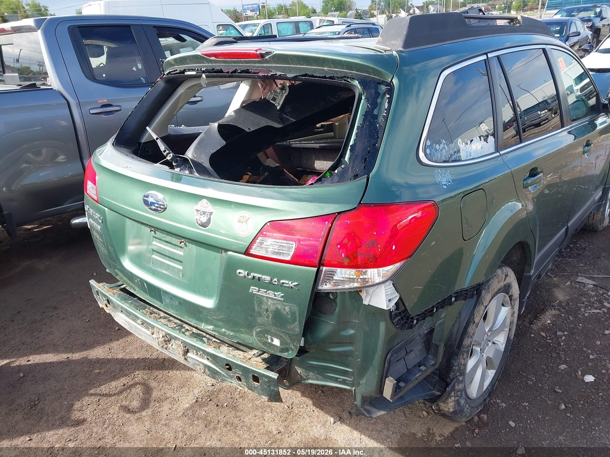 2012 Subaru Outback 2.5i Premium Зеленый vin: 4S4BRBCC6C3203263