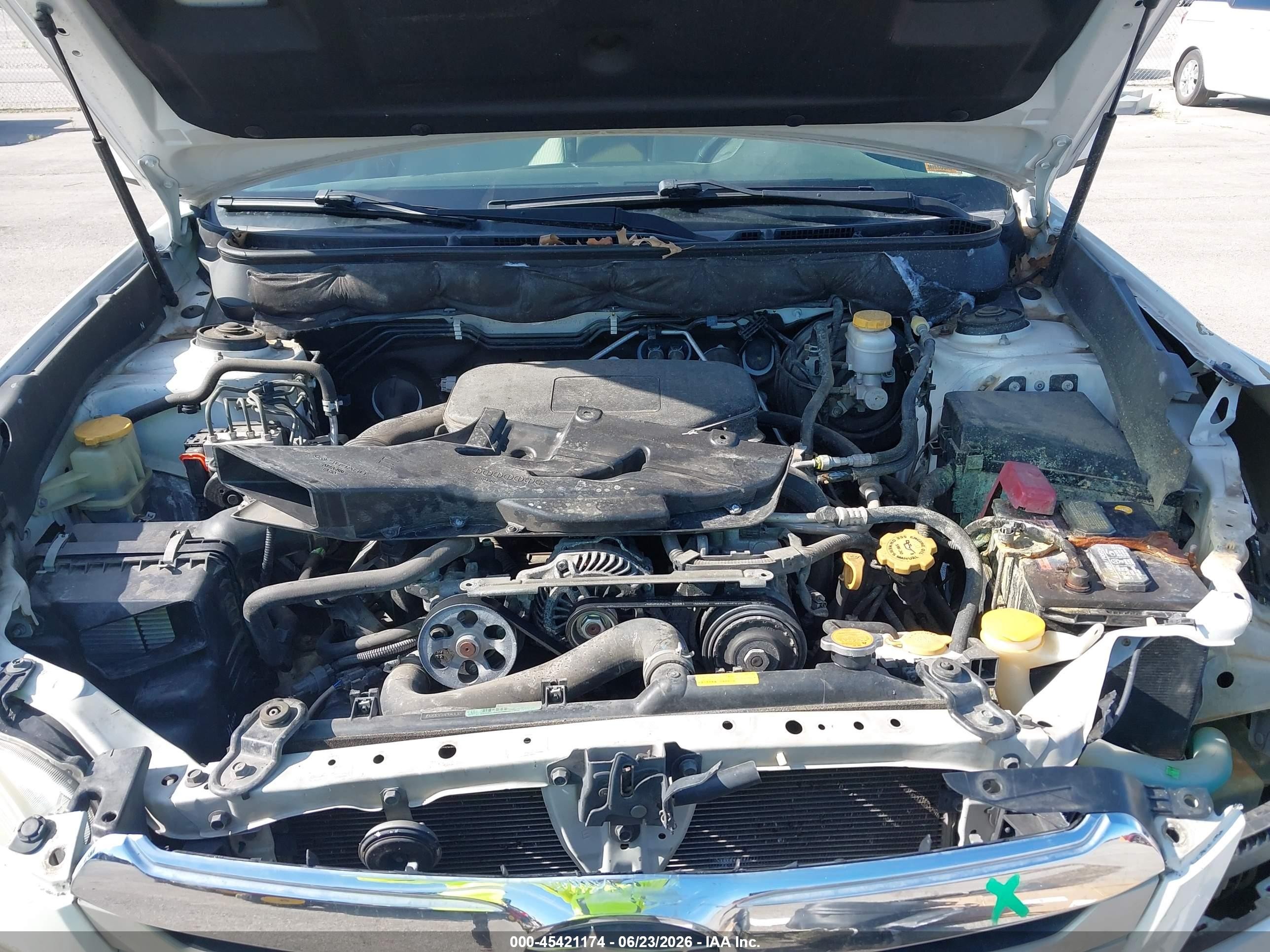 2012 Subaru Outback 2.5i Premium Белый vin: 4S4BRBCC6C3205529