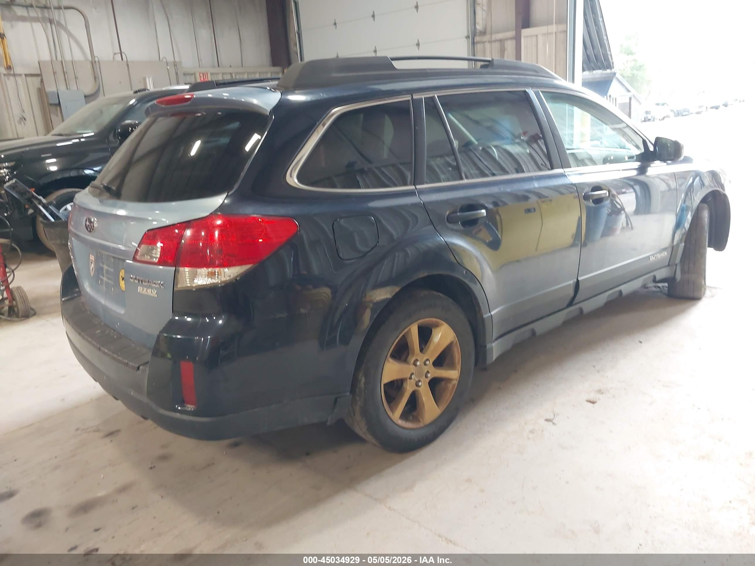 2013 Subaru Outback 2.5i Premium Синий vin: 4S4BRBCC6D1237622