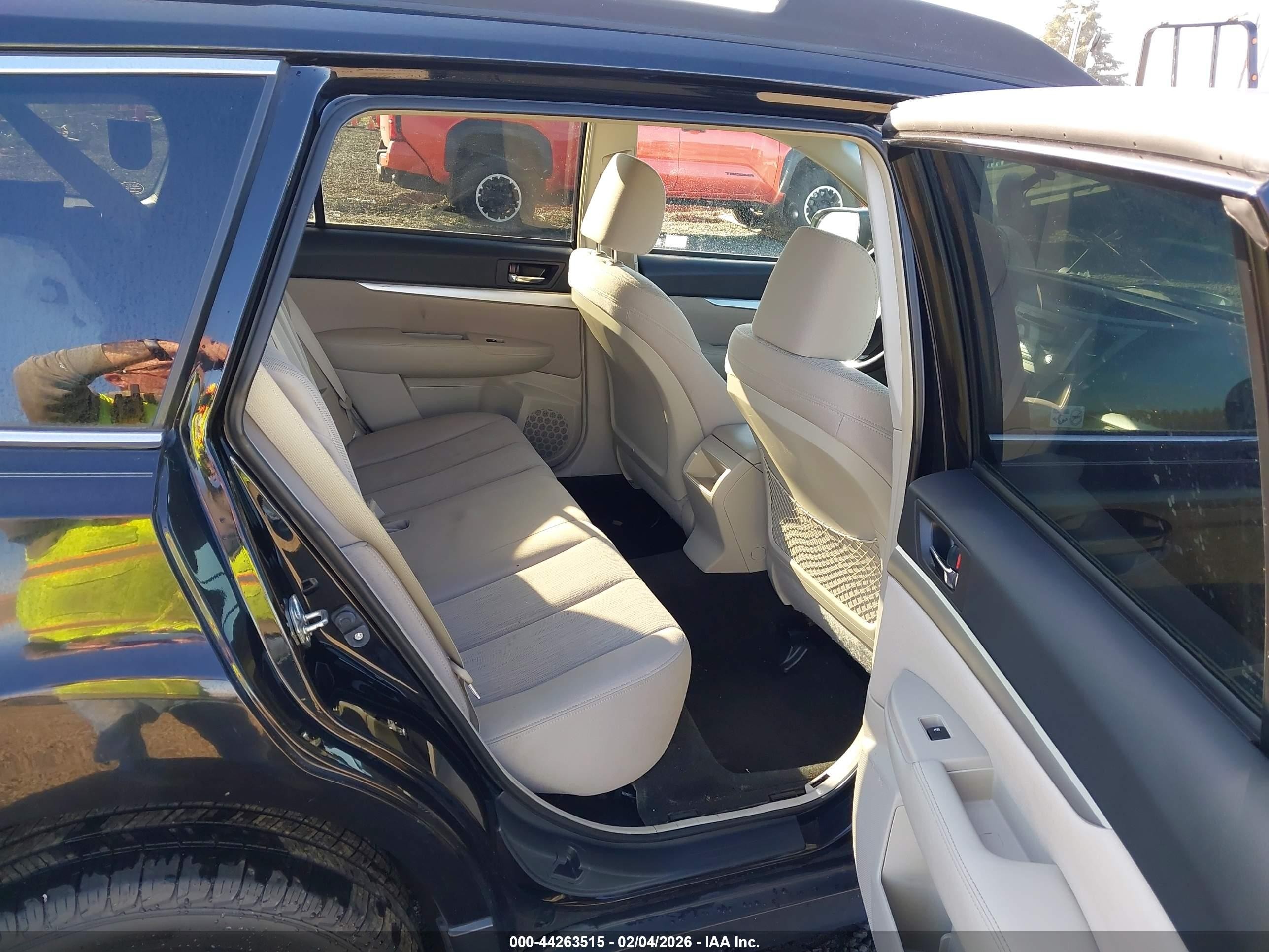 2013 Subaru Outback 2.5i Premium Black vin: 4S4BRBCC6D3206715