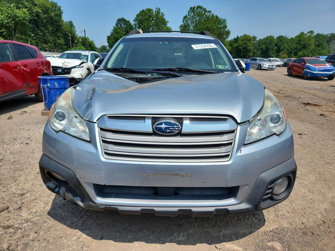 2013 Subaru Outback 2.5i Premium Silver vin: 4S4BRBCC6D3324439