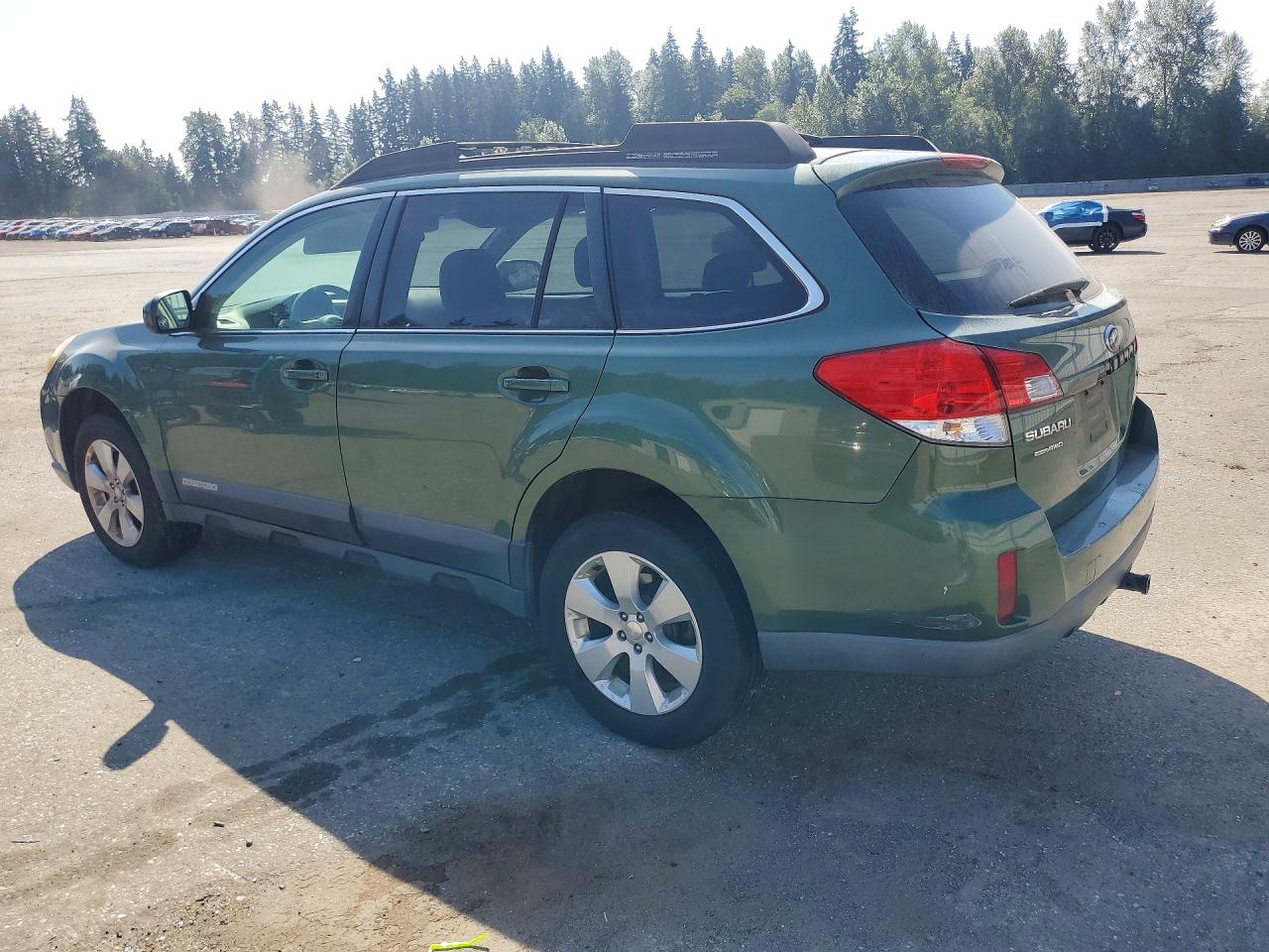 2010 Subaru Outback 2.5i Premium Green vin: 4S4BRBCC7A3330102