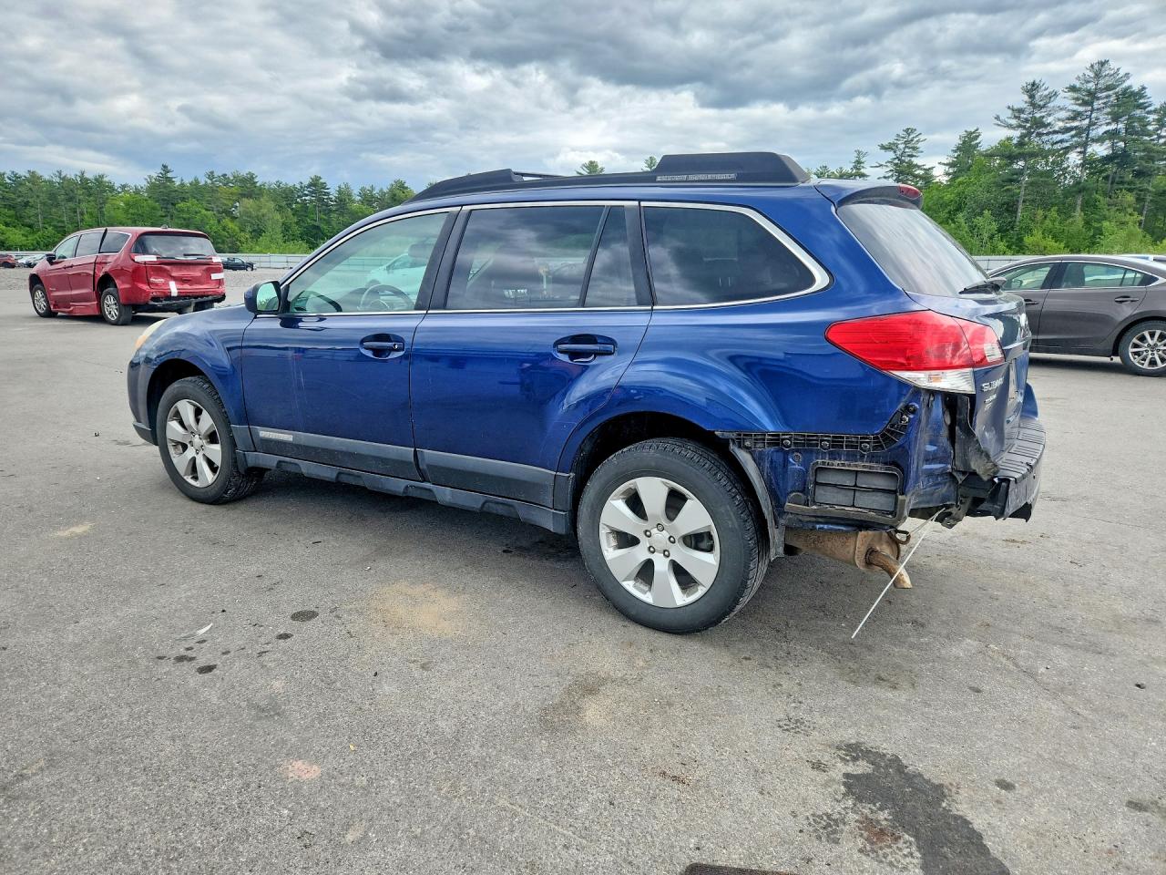 2011 Subaru Outback 2.5i Premium Blue vin: 4S4BRBCC7B3343627