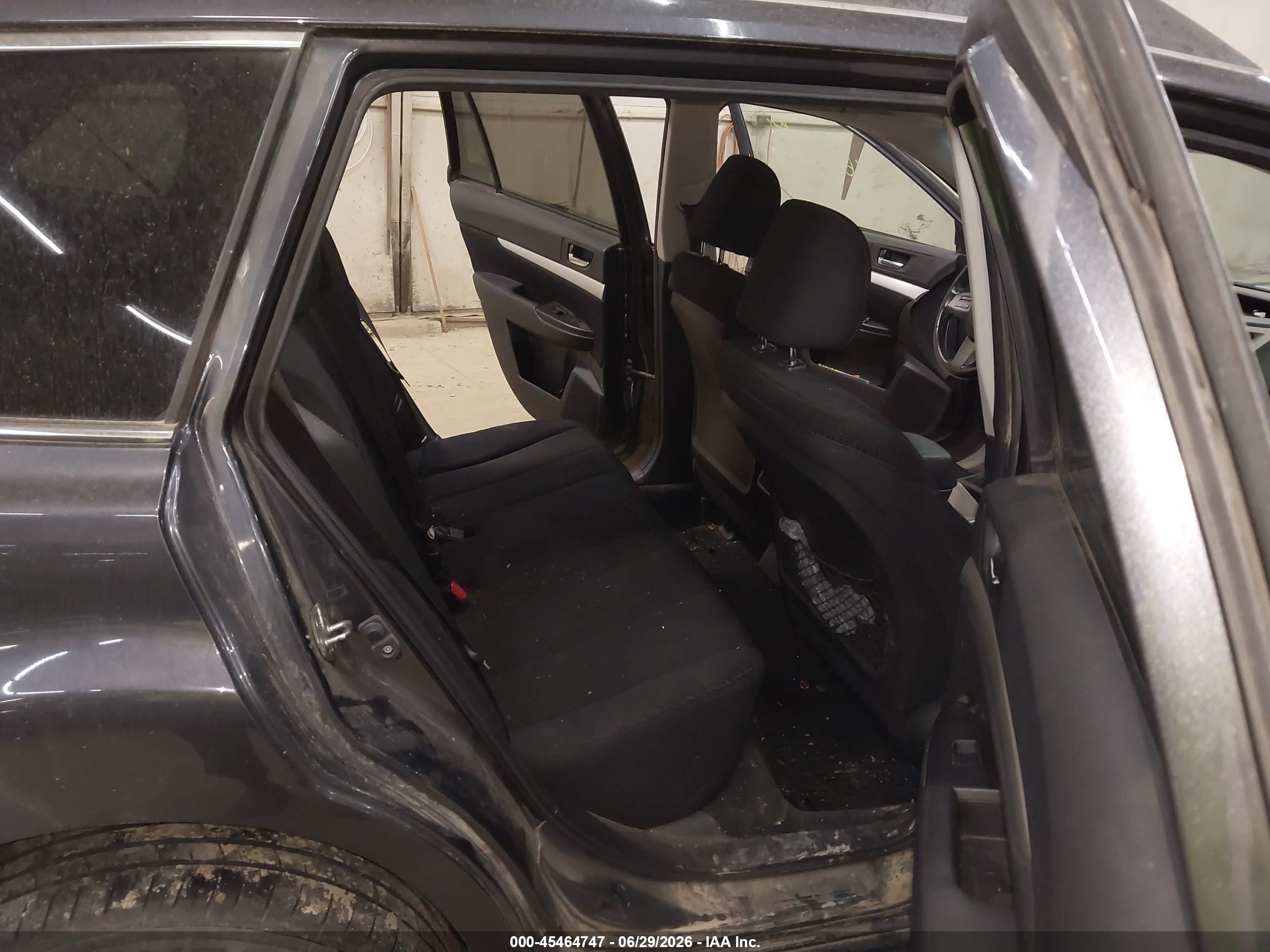 2011 Subaru Outback 2.5i Premium Gray vin: 4S4BRBCC7B3358287