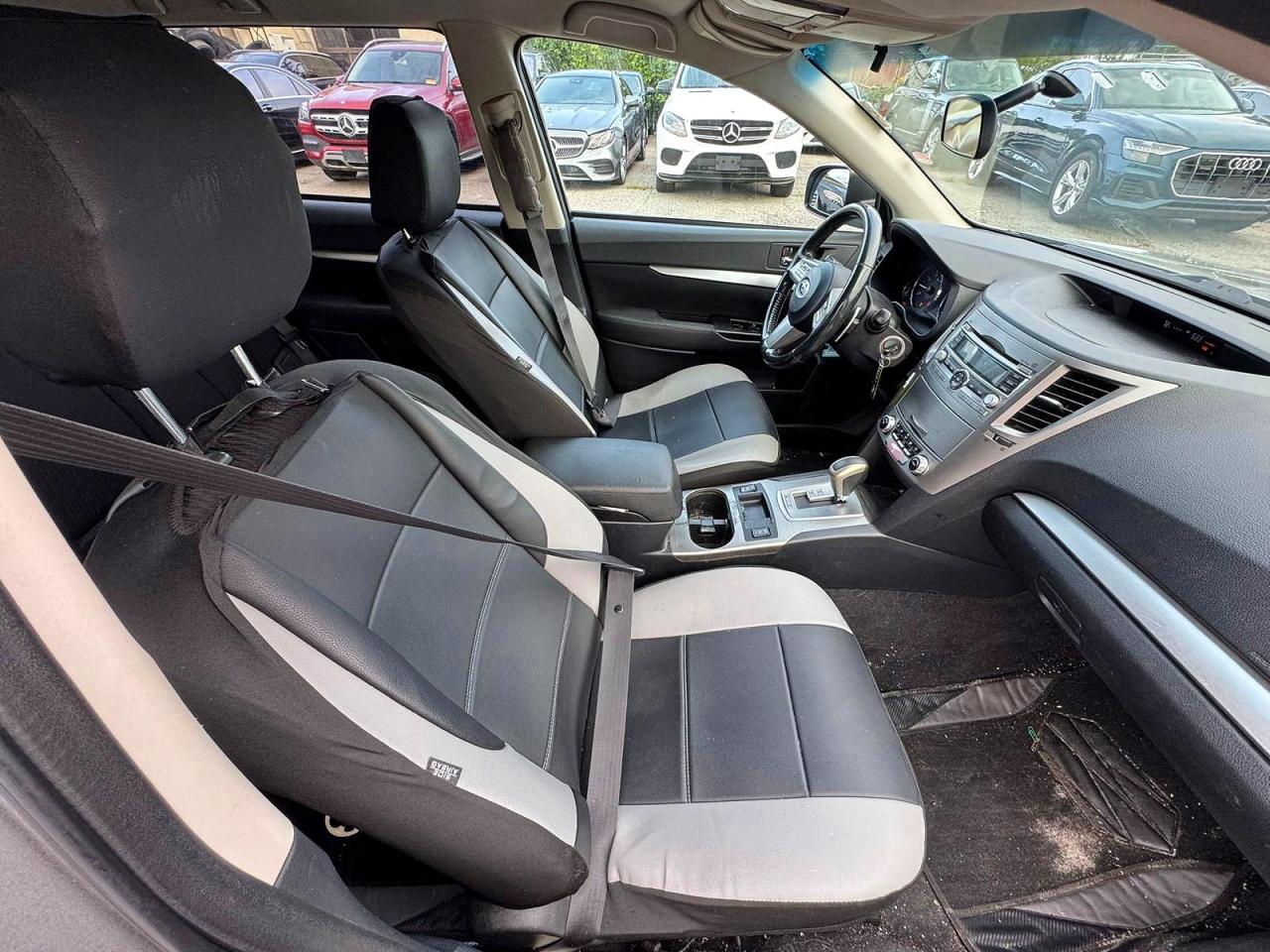 2011 Subaru Outback 2.5i Premium Gray vin: 4S4BRBCC7B3374473