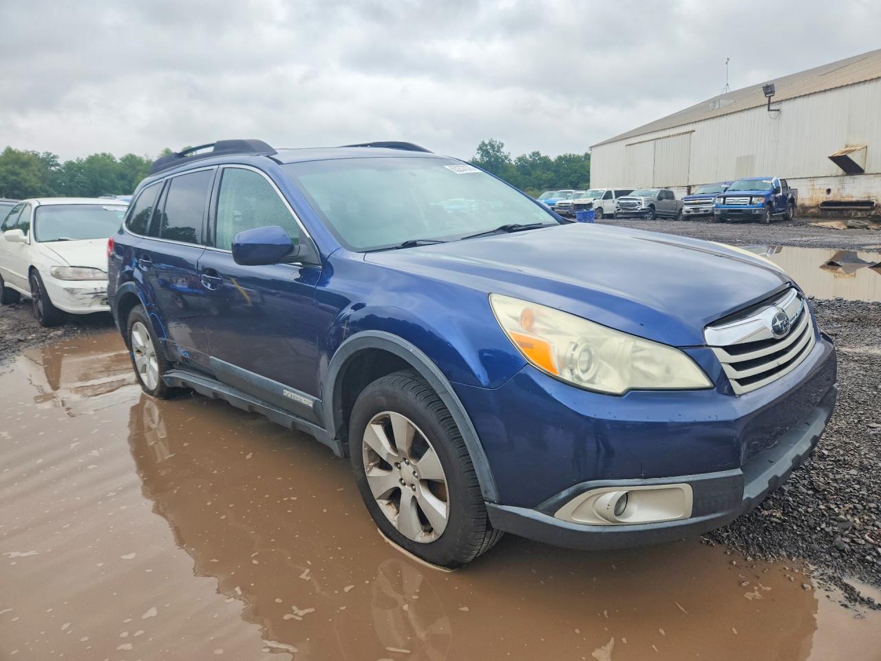 2011 Subaru Outback 2.5i Premium Blue vin: 4S4BRBCC7B3394965