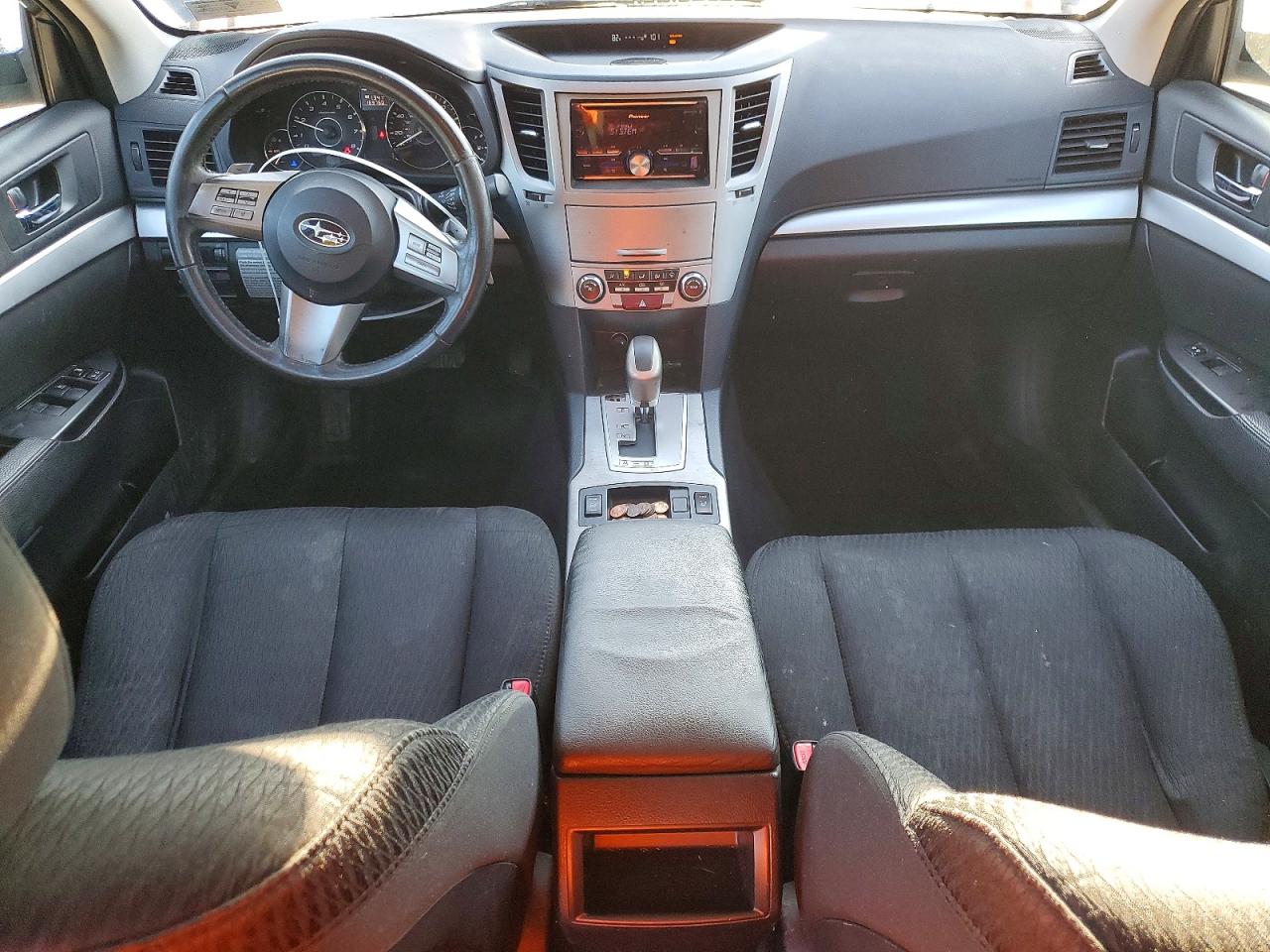 2011 Subaru Outback 2.5i Premium Gray vin: 4S4BRBCC7B3403924