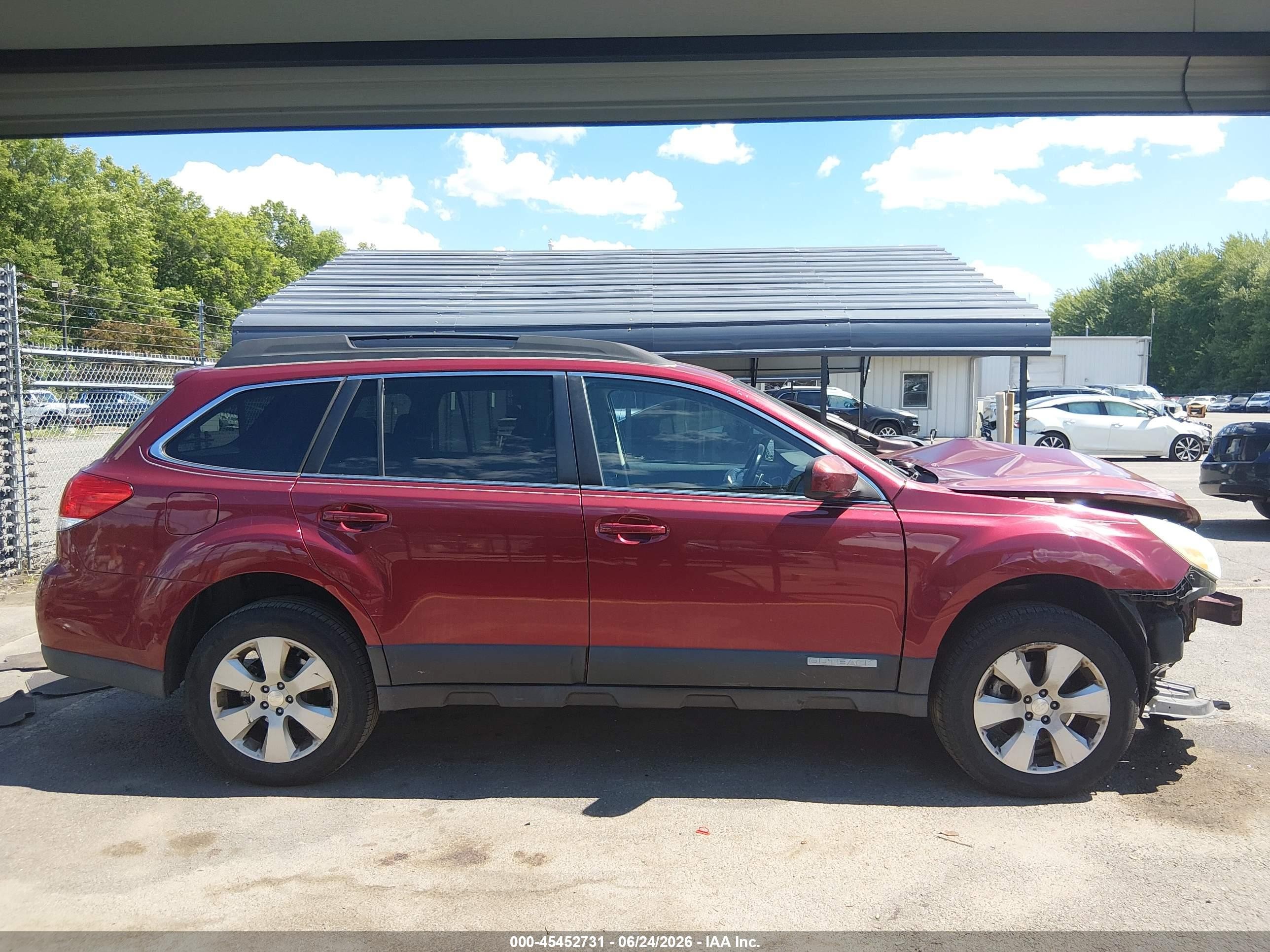 2012 Subaru Outback 2.5i Premium Burgundy vin: 4S4BRBCC7C3255047