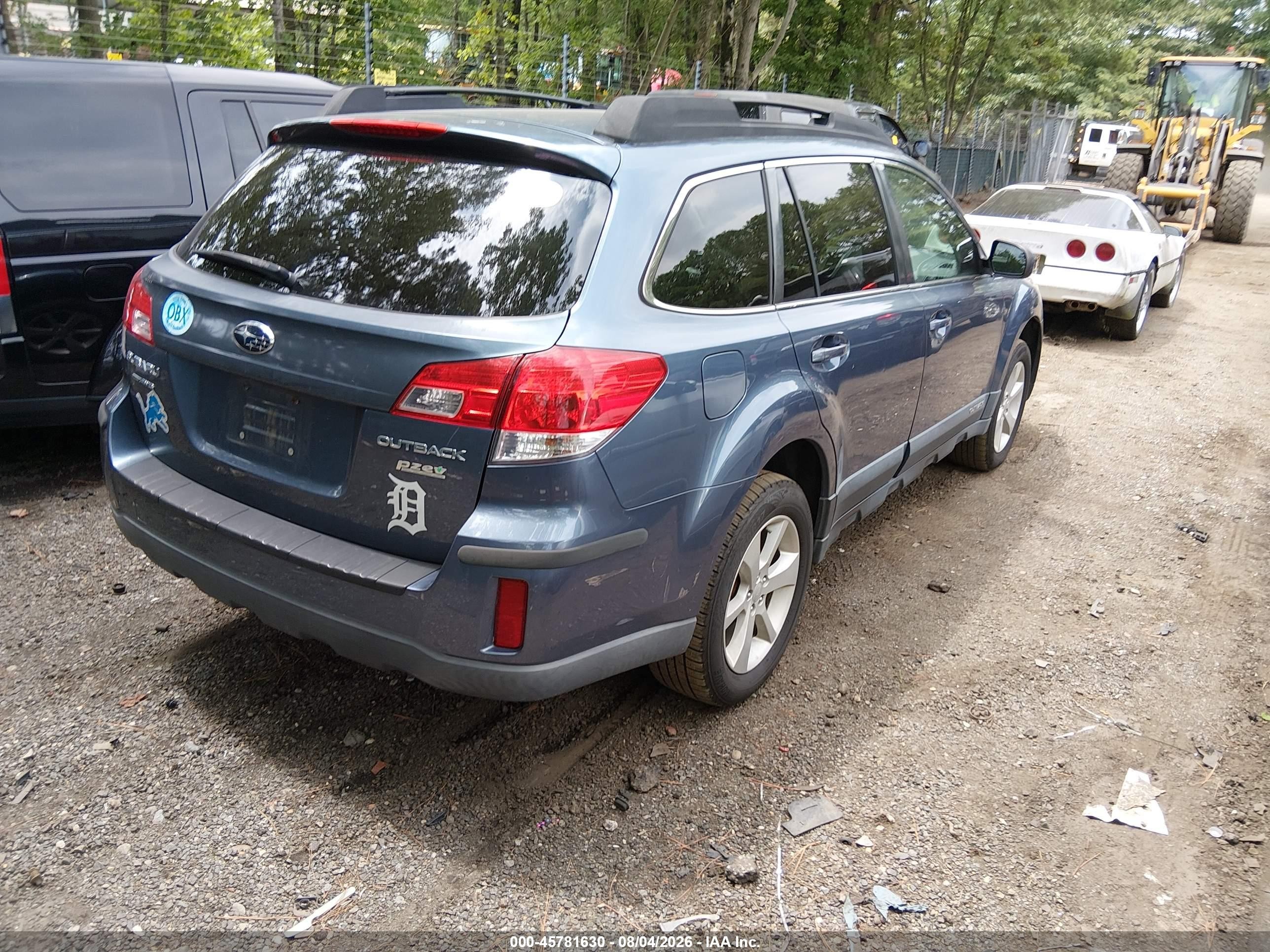 2013 Subaru Outback 2.5i Premium Blue vin: 4S4BRBCC7D3227962