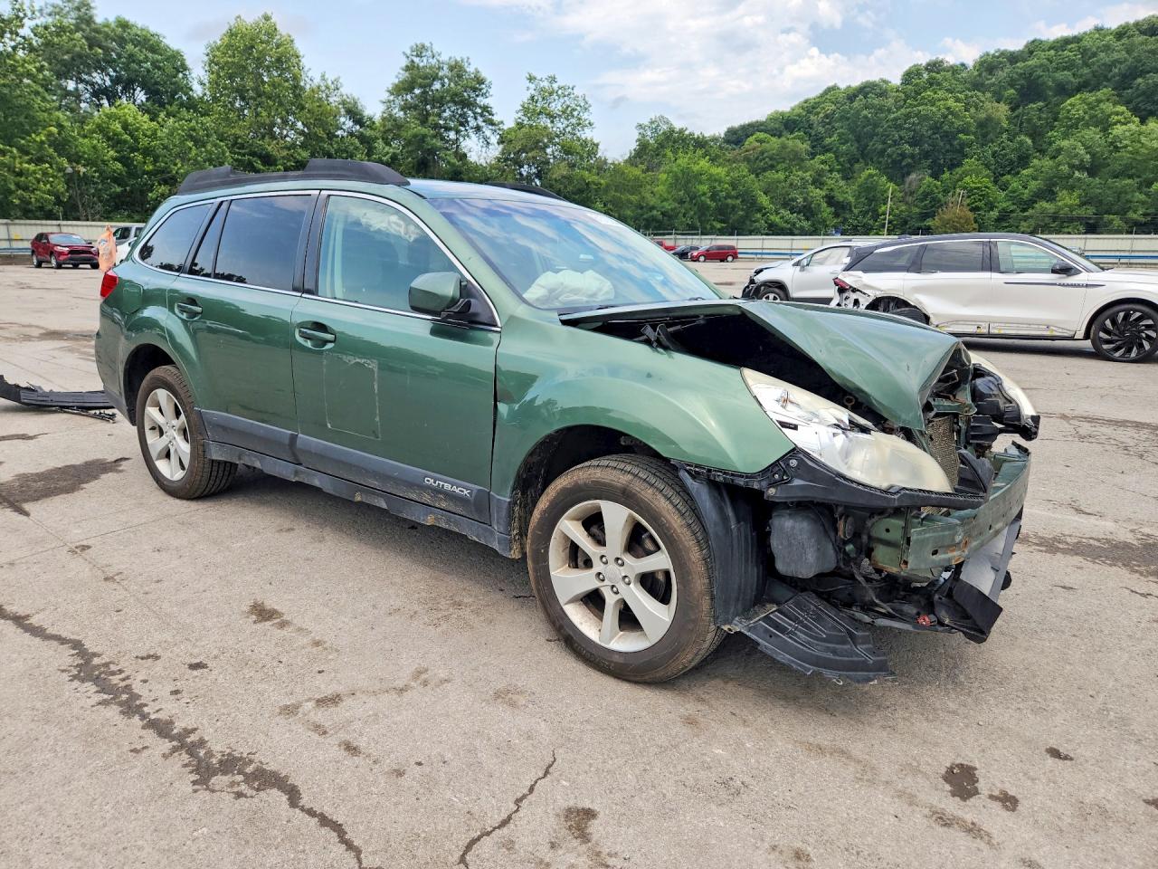 2013 Subaru Outback 2.5i Premium Green vin: 4S4BRBCC7D3266874