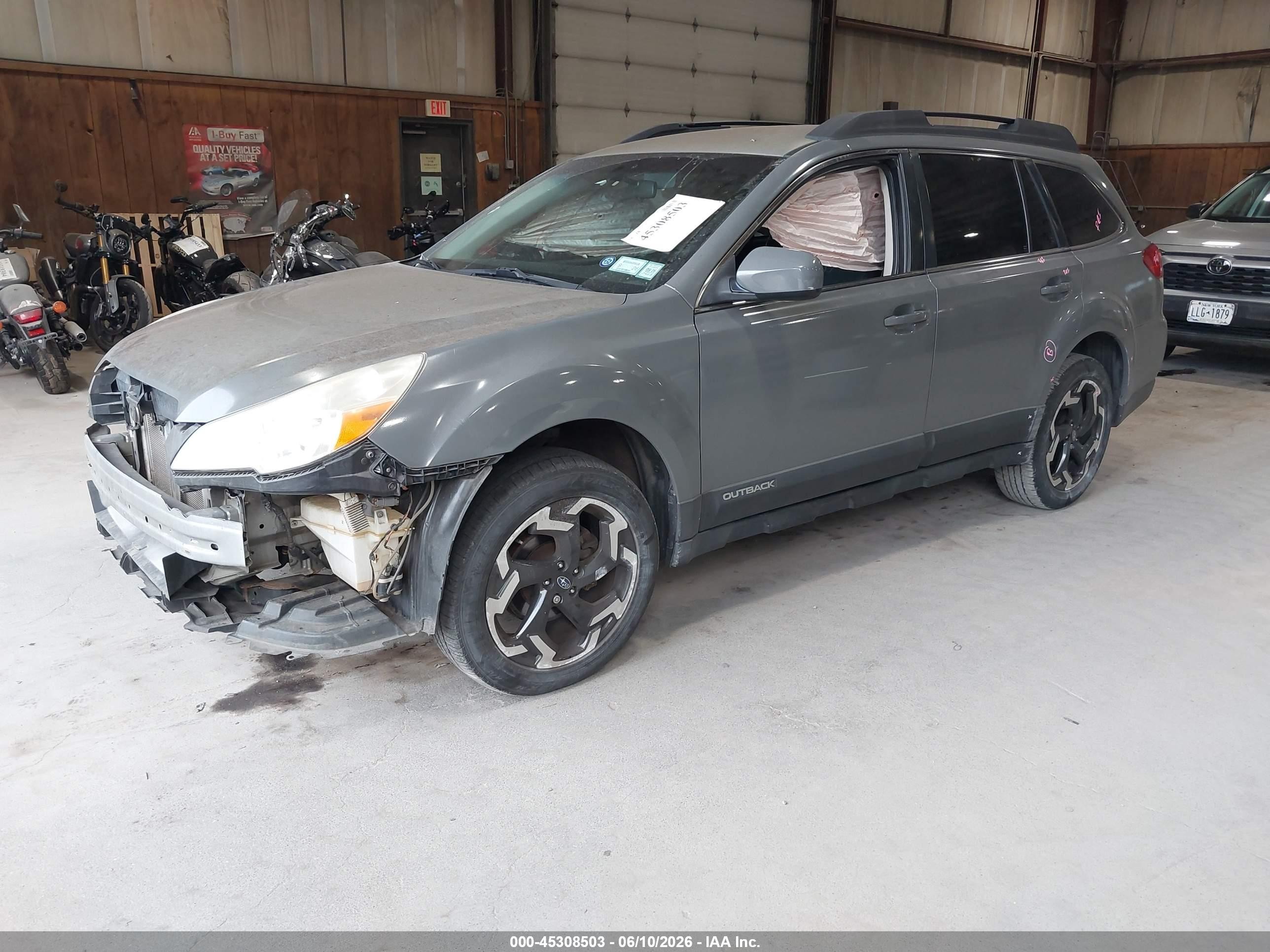 2013 Subaru Outback 2.5i Premium Gray vin: 4S4BRBCC7D3276045