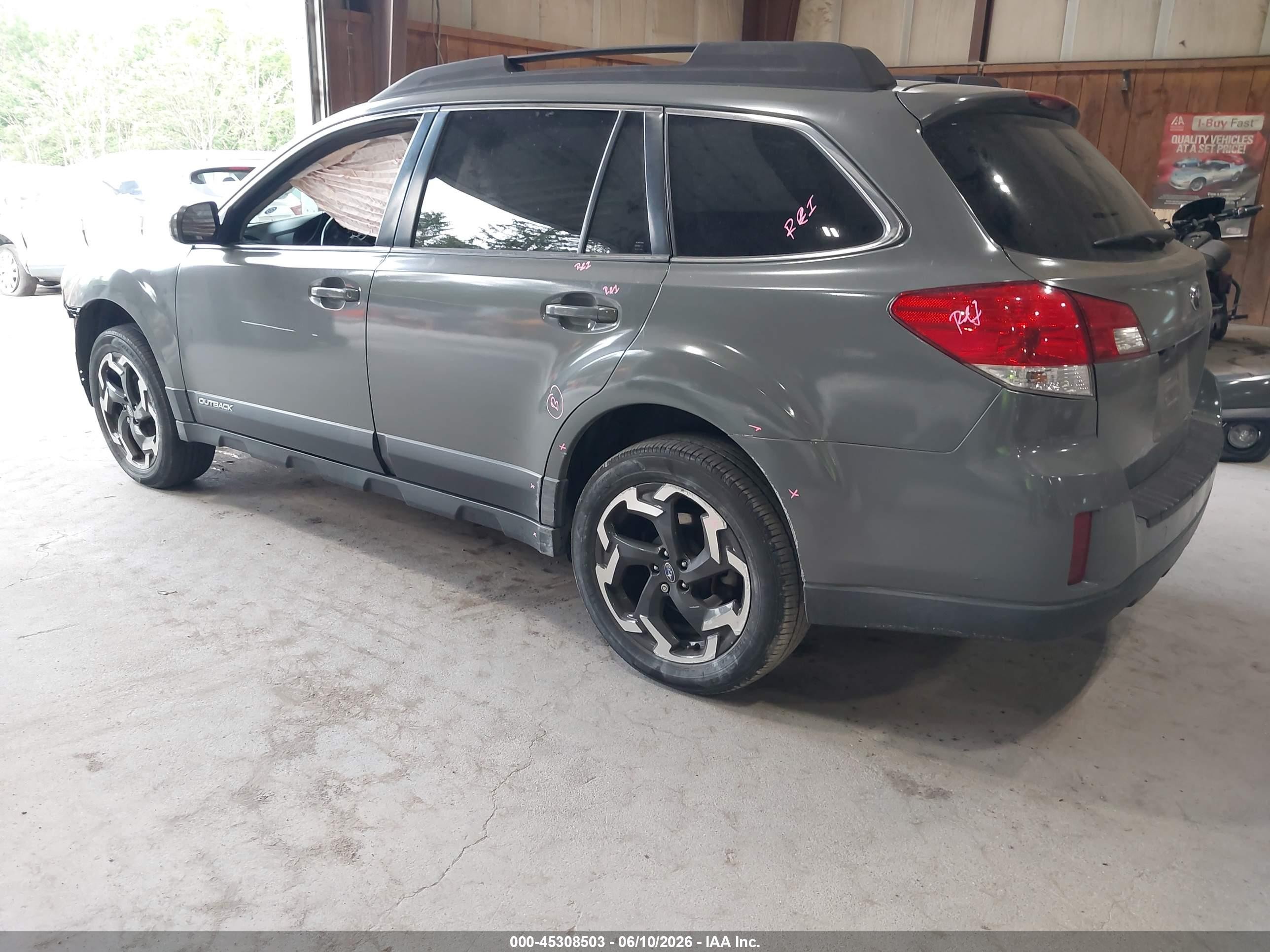 2013 Subaru Outback 2.5i Premium Gray vin: 4S4BRBCC7D3276045