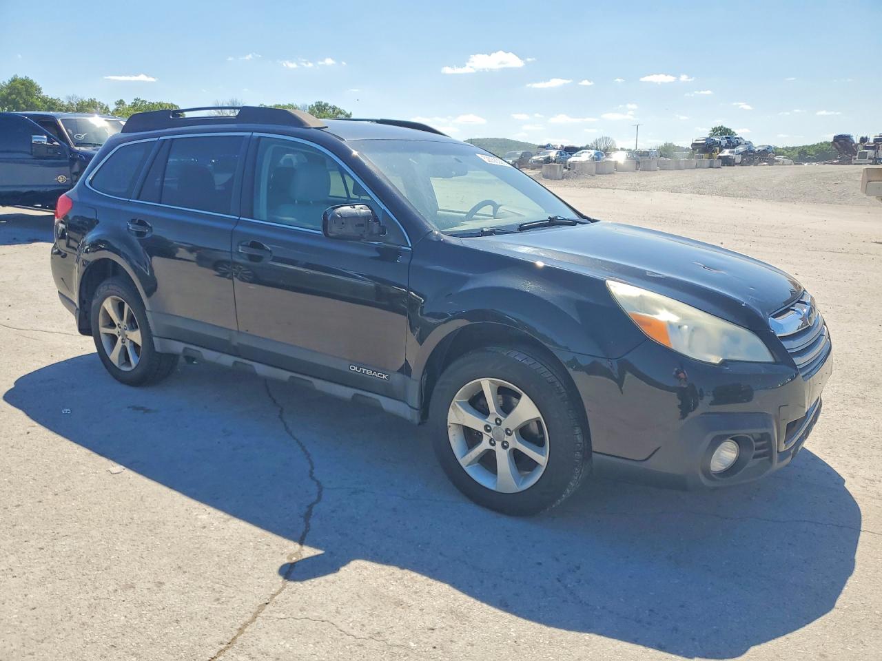 2013 Subaru Outback 2.5i Premium Black vin: 4S4BRBCC7D3324496
