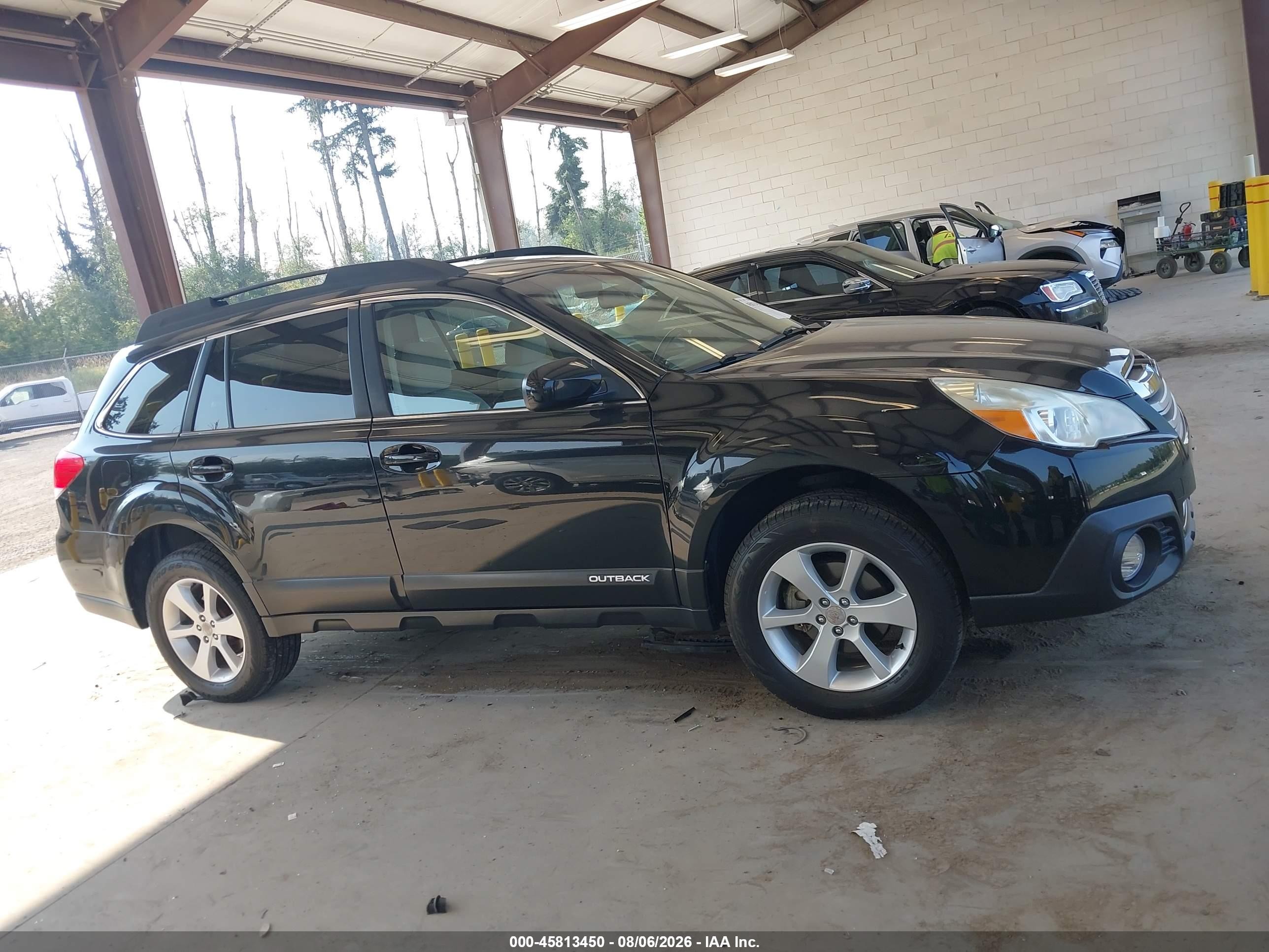 2014 Subaru Outback 2.5i Premium Black vin: 4S4BRBCC7E3259862