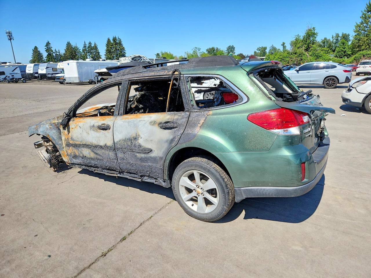 2014 Subaru Outback 2.5i Premium Green vin: 4S4BRBCC7E3295633