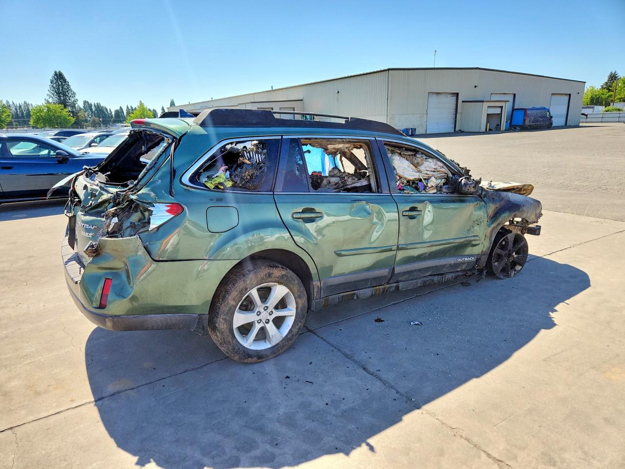 2014 Subaru Outback 2.5i Premium Green vin: 4S4BRBCC7E3295633