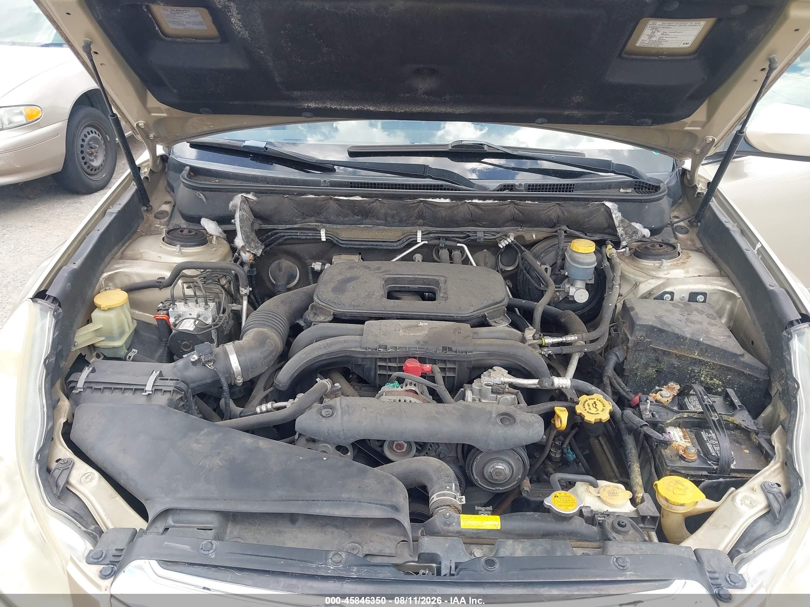 2010 Subaru Outback 2.5i Premium Gold vin: 4S4BRBCC8A3349497