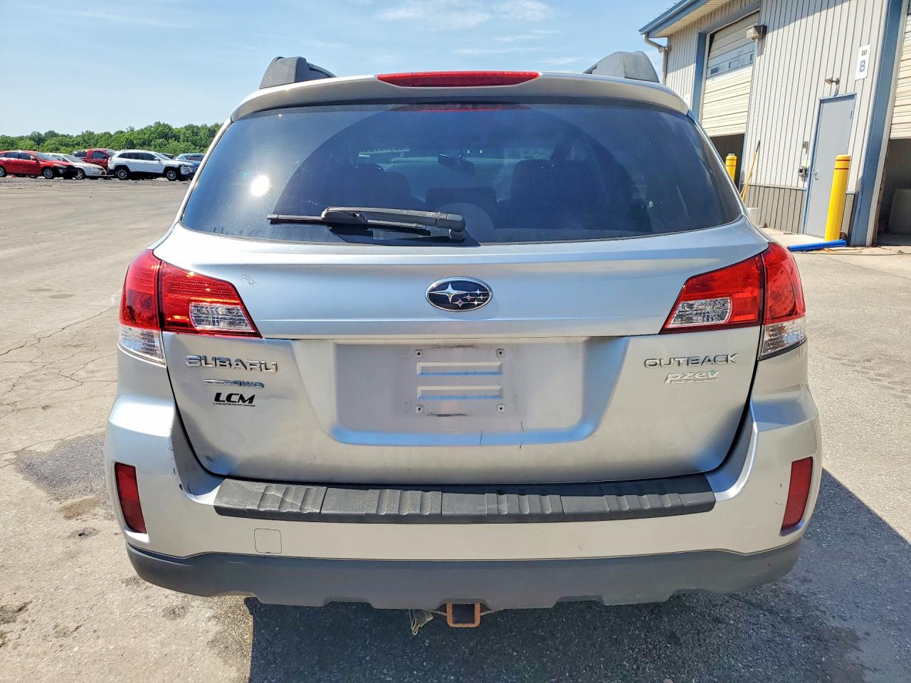 2012 Subaru Outback 2.5i Premium Silver vin: 4S4BRBCC8C3250035