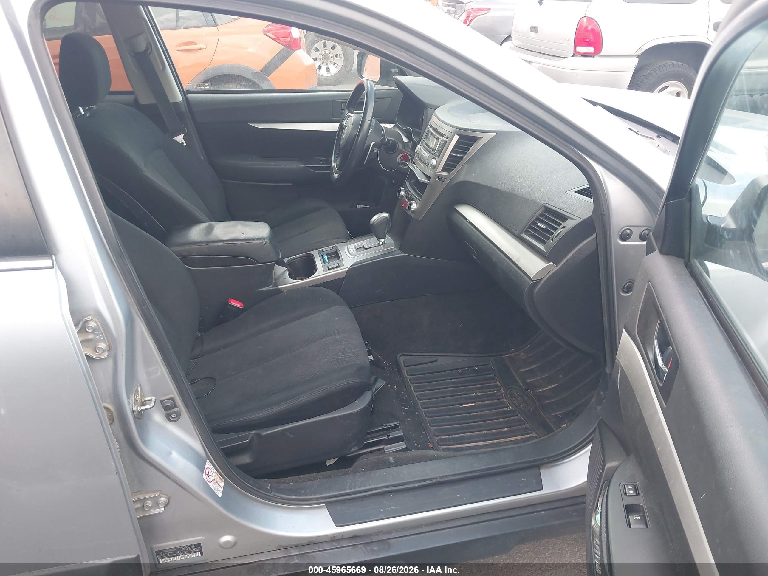 2013 Subaru Outback 2.5i Premium Gray vin: 4S4BRBCC8D3203721
