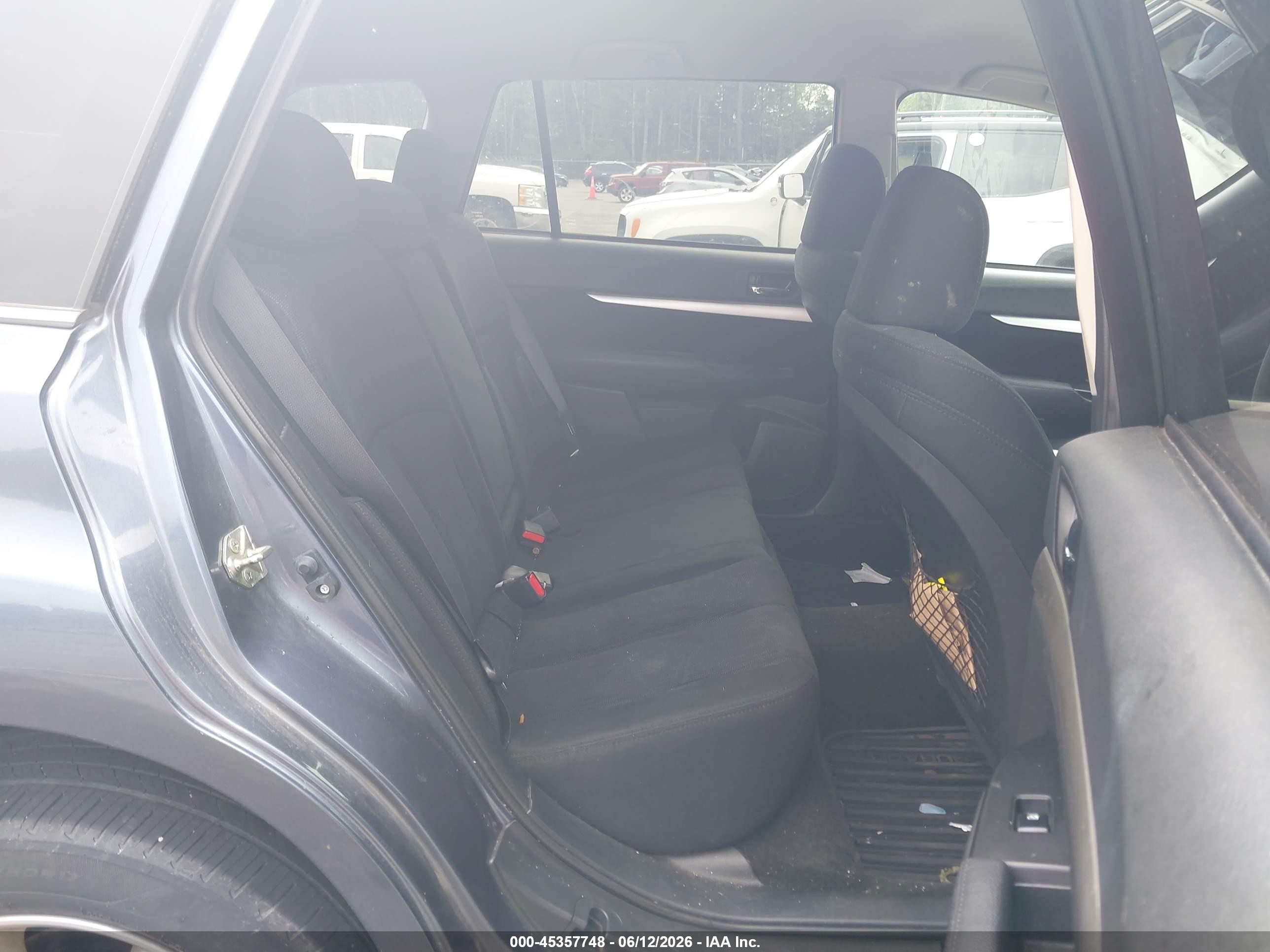 2013 Subaru Outback 2.5i Premium Blue vin: 4S4BRBCC8D3266785