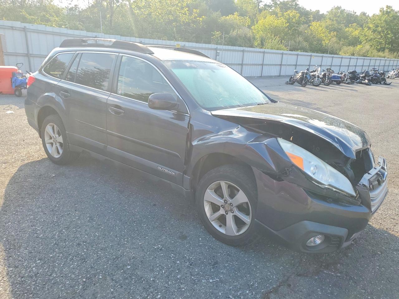 2013 Subaru Outback 2.5i Premium Gray vin: 4S4BRBCC8D3323843