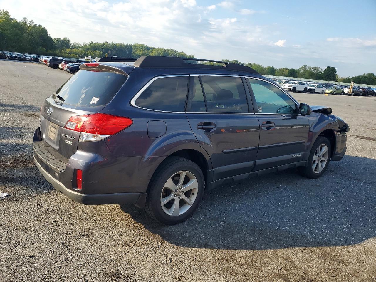 2013 Subaru Outback 2.5i Premium Gray vin: 4S4BRBCC8D3323843