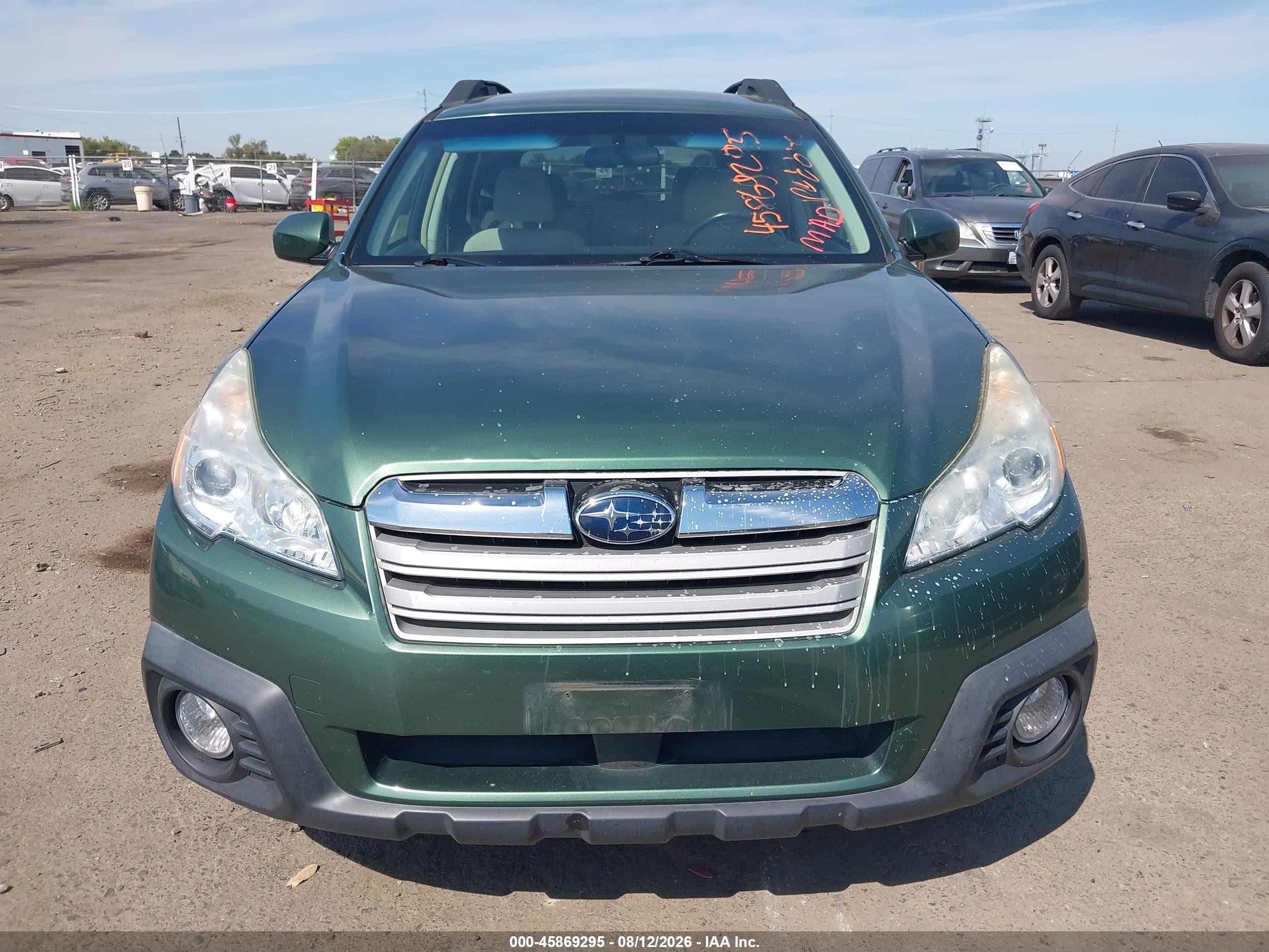 2014 Subaru Outback 2.5i Premium Зеленый vin: 4S4BRBCC8E3205860