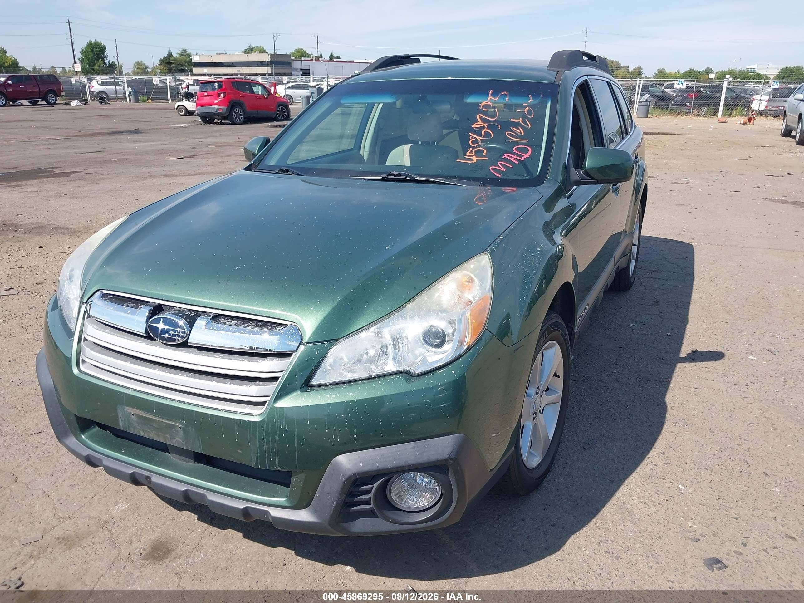 2014 Subaru Outback 2.5i Premium Зеленый vin: 4S4BRBCC8E3205860