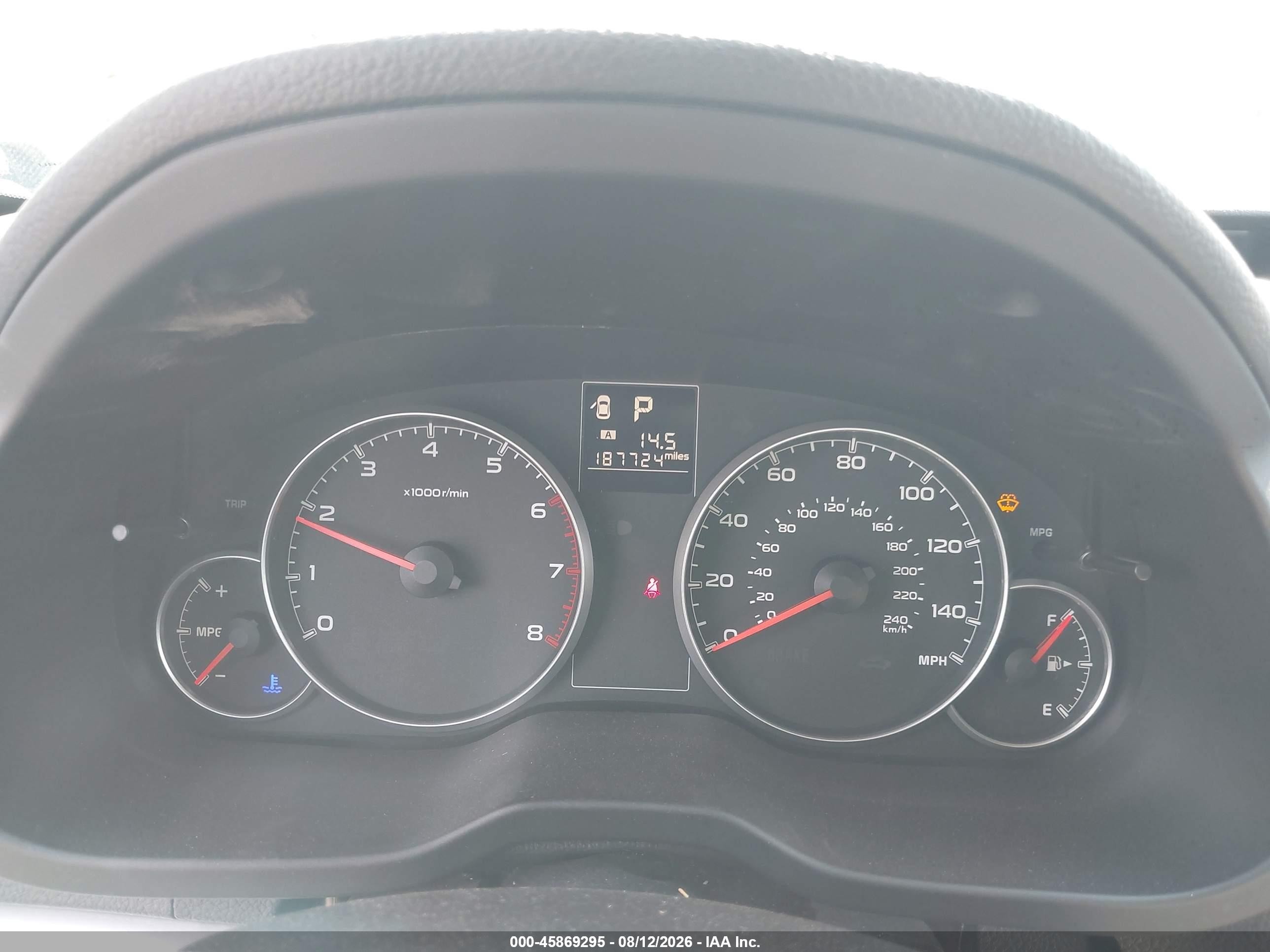 2014 Subaru Outback 2.5i Premium Зеленый vin: 4S4BRBCC8E3205860