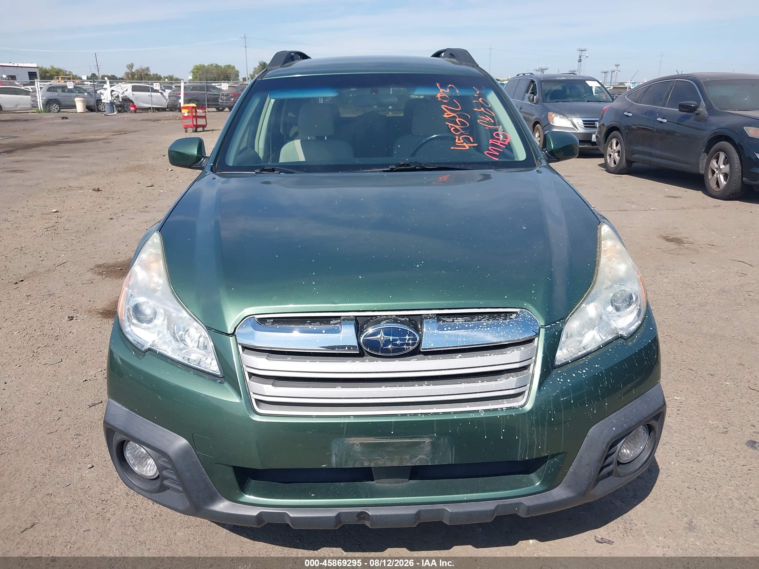 2014 Subaru Outback 2.5i Premium Зеленый vin: 4S4BRBCC8E3205860