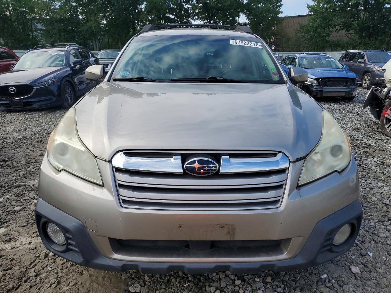 2014 Subaru Outback 2.5i Premium Beige vin: 4S4BRBCC8E3231939