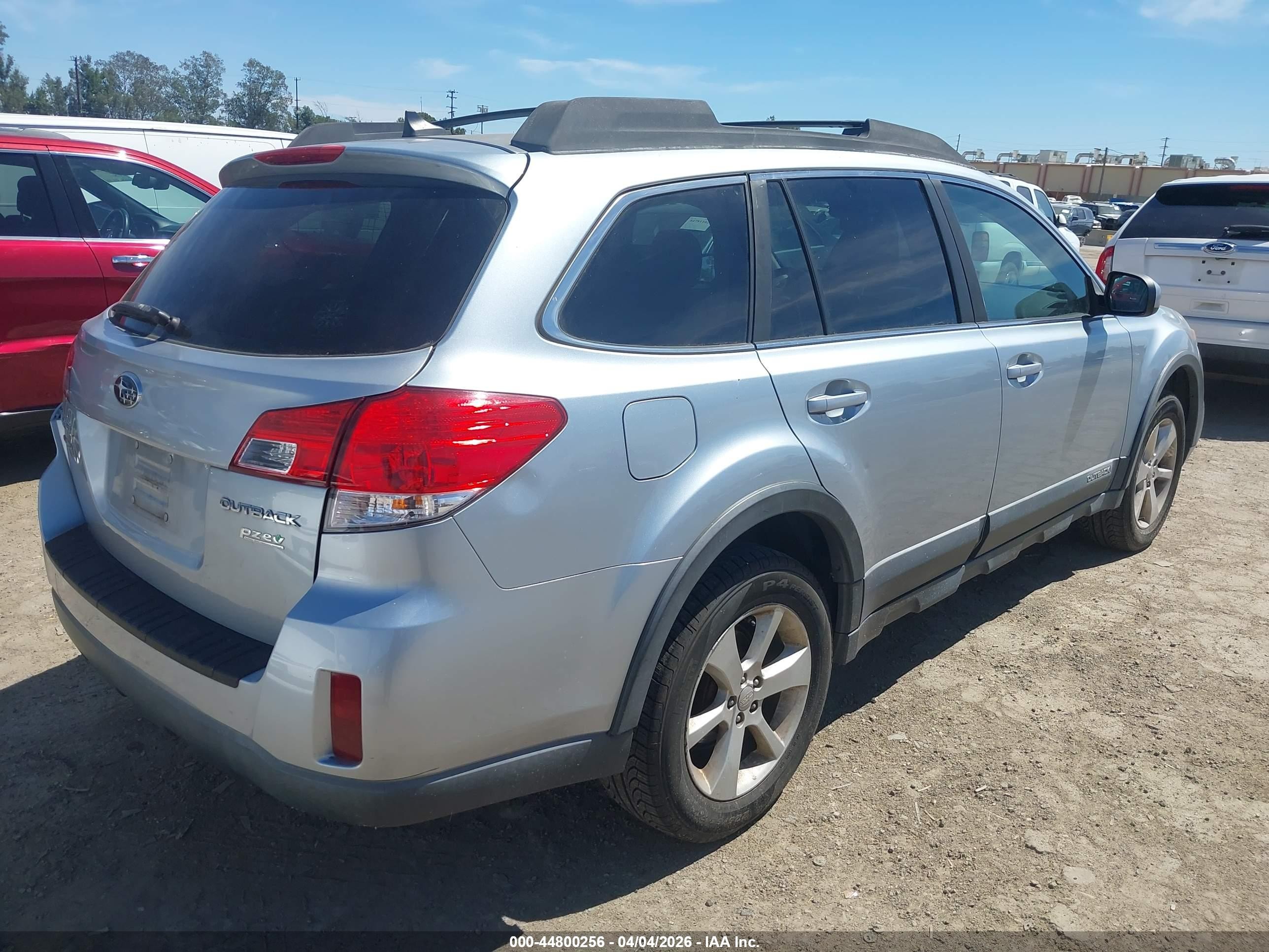 2014 Subaru Outback 2.5i Premium Gray vin: 4S4BRBCC8E3237532