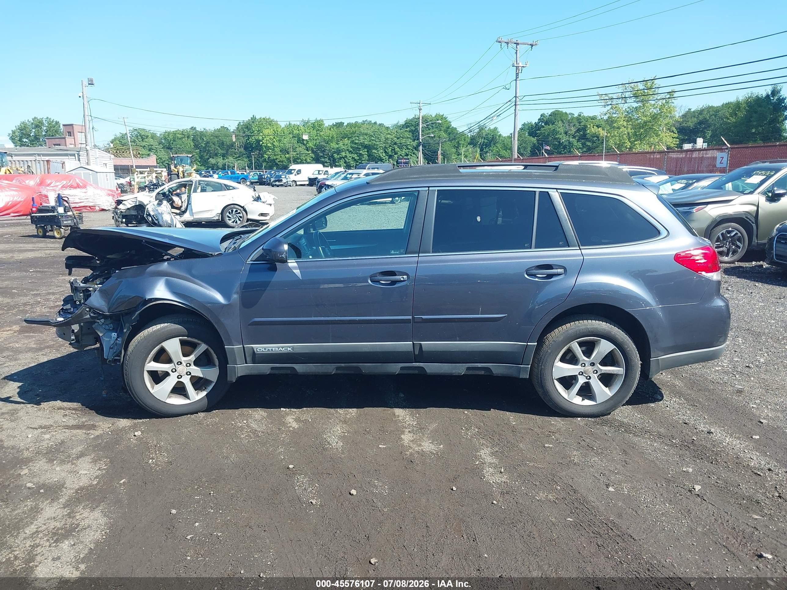 2014 Subaru Outback 2.5i Premium Gray vin: 4S4BRBCC8E3244755