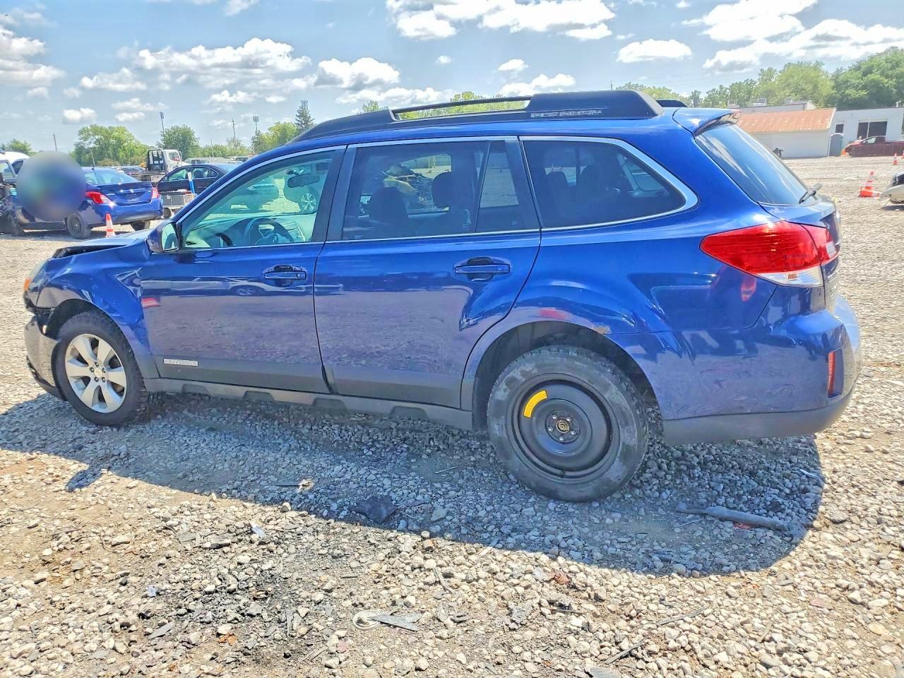 2010 Subaru Outback 2.5i Premium Blue vin: 4S4BRBCC9A3318243