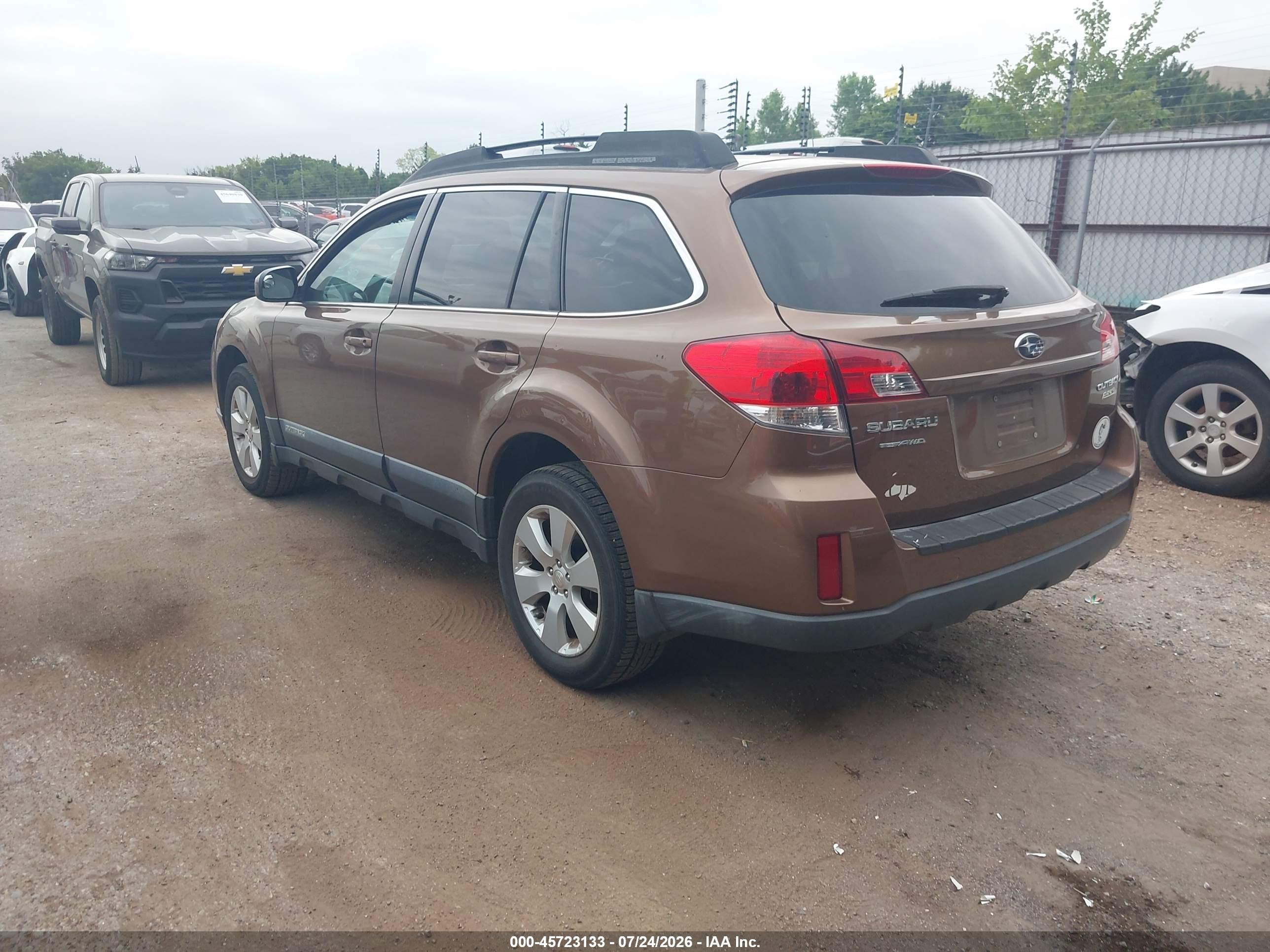 2011 Subaru Outback 2.5i Premium Brown vin: 4S4BRBCC9B3316154