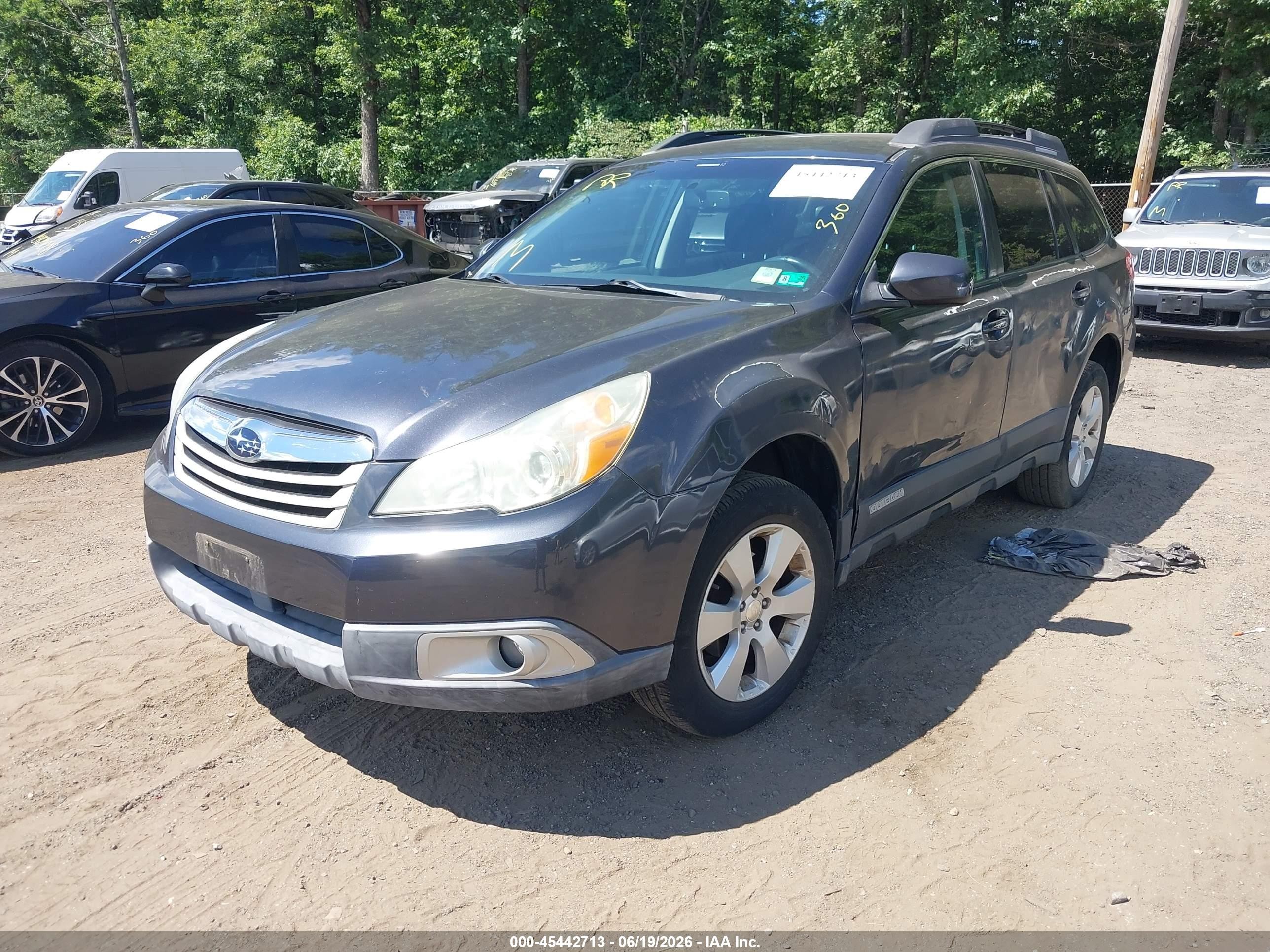 2011 Subaru Outback 2.5i Premium Gray vin: 4S4BRBCC9B3328515